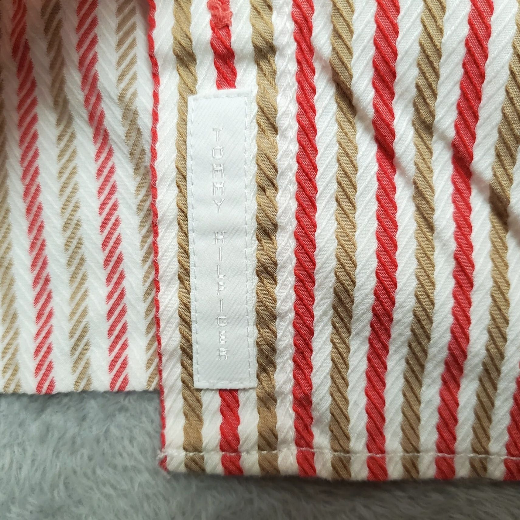 Tommy Hilfiger VINTAGE Tommy Hilfiger Shirt Womens 18 Red Striped Long Sleeve Button Top Size XXL / US 16-18 / IT 52-54 - 5 Thumbnail