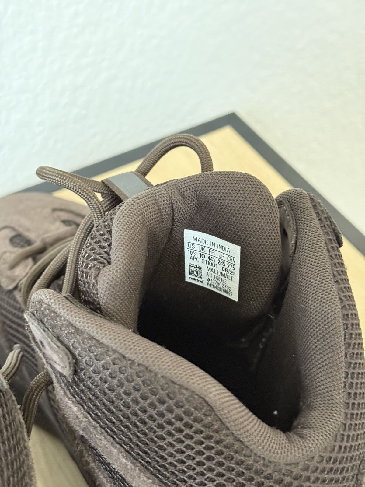 Yeezy Adias Yeezy Desert Boot Oil Brown Size US 10.5 / EU 43-44 - 8 Thumbnail