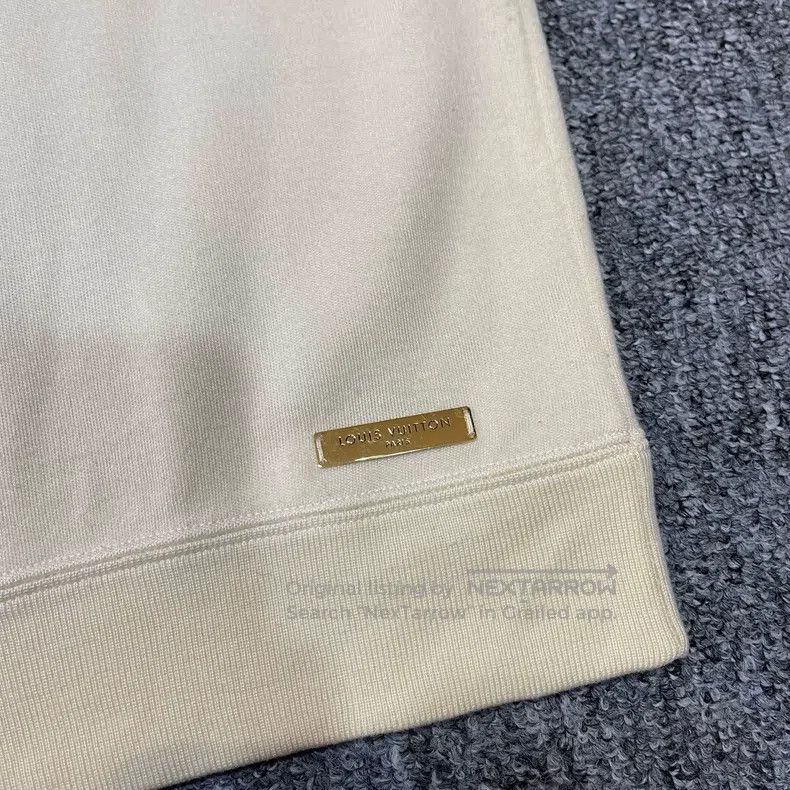 Louis Vuitton Louis Vuitton short sleeves Size US S / EU 44-46 / 1 - 5 Thumbnail