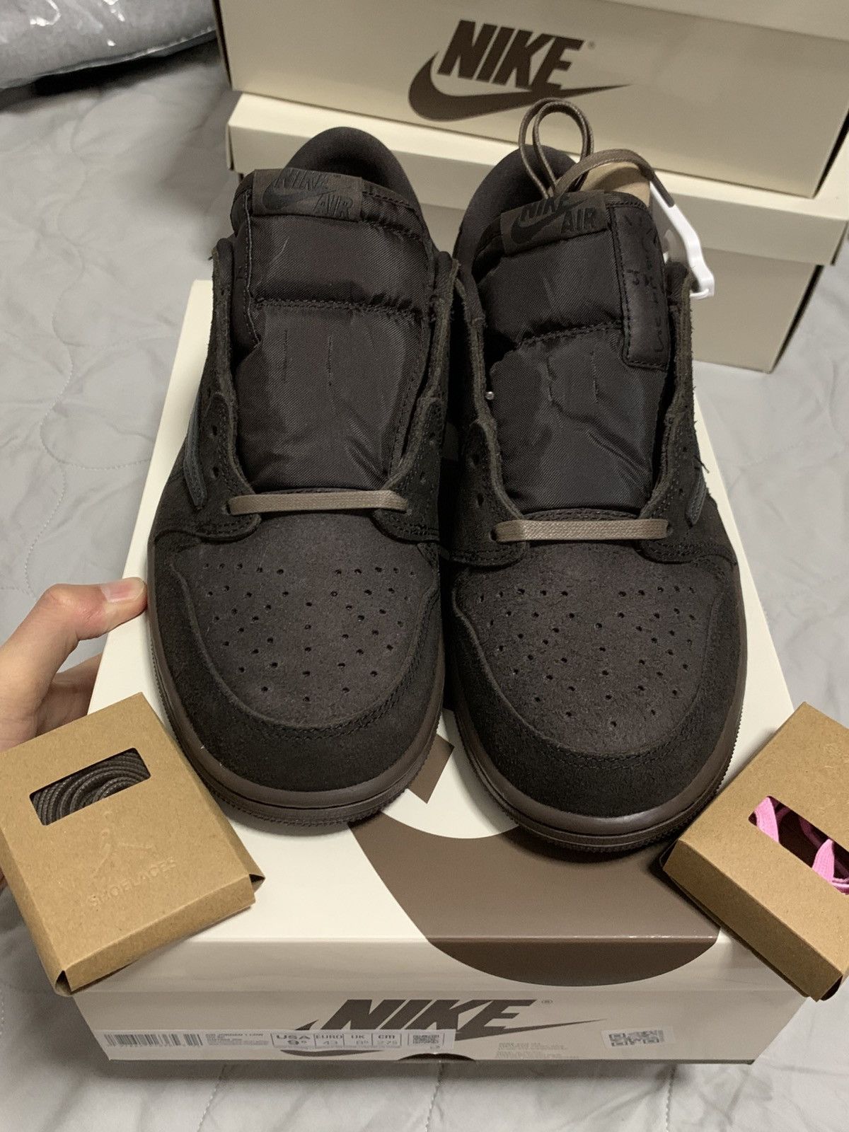 Jordan Brand Jordan 1 Travis Scott Vetvet Brown Retro Low TS Size US 9.5 / EU 42-43 - 11 Thumbnail