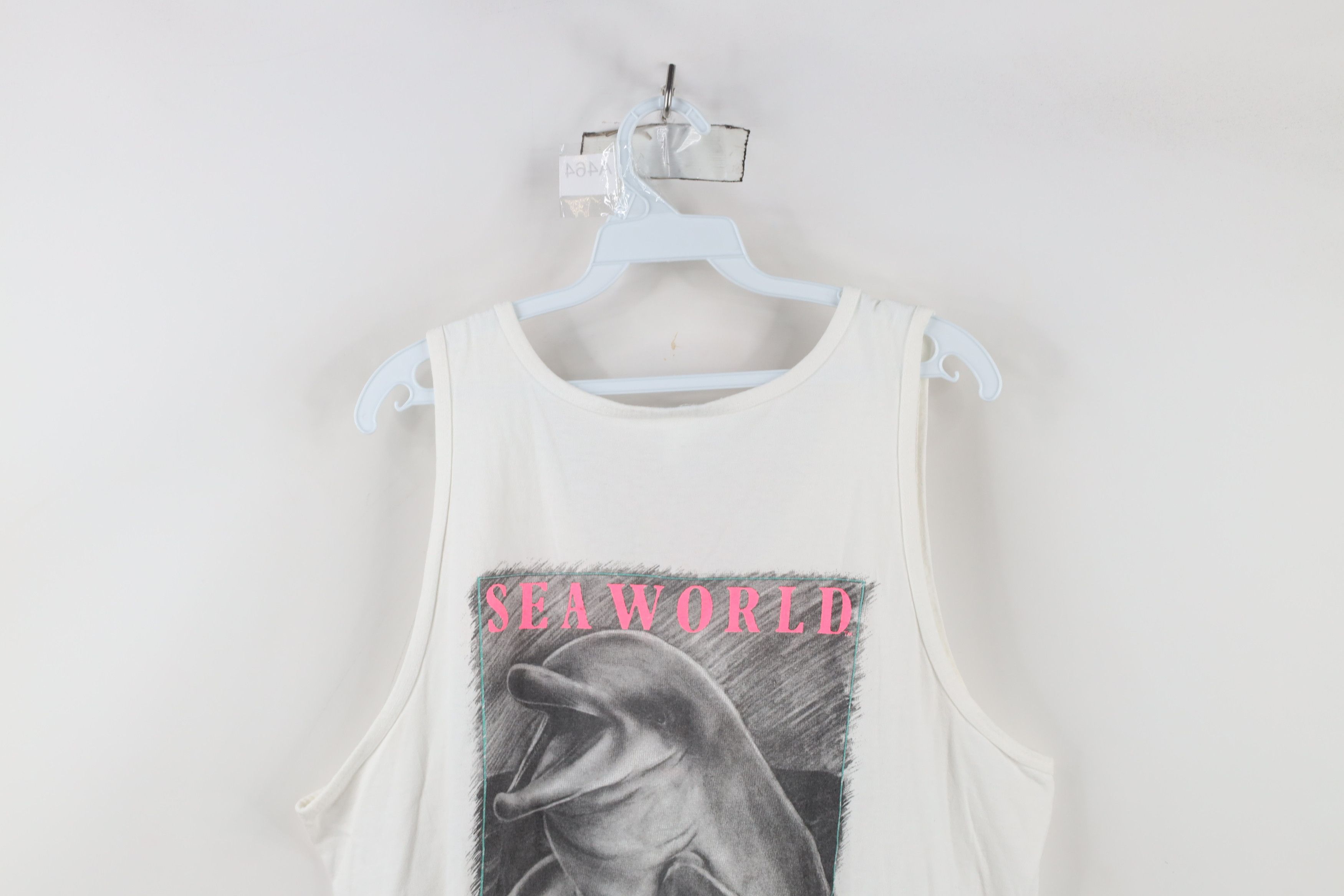 Vintage Vintage 90s Sea World Dolphin Florida Tank Top T-Shirt USA Size US L / EU 52-54 / 3 - 13 Thumbnail