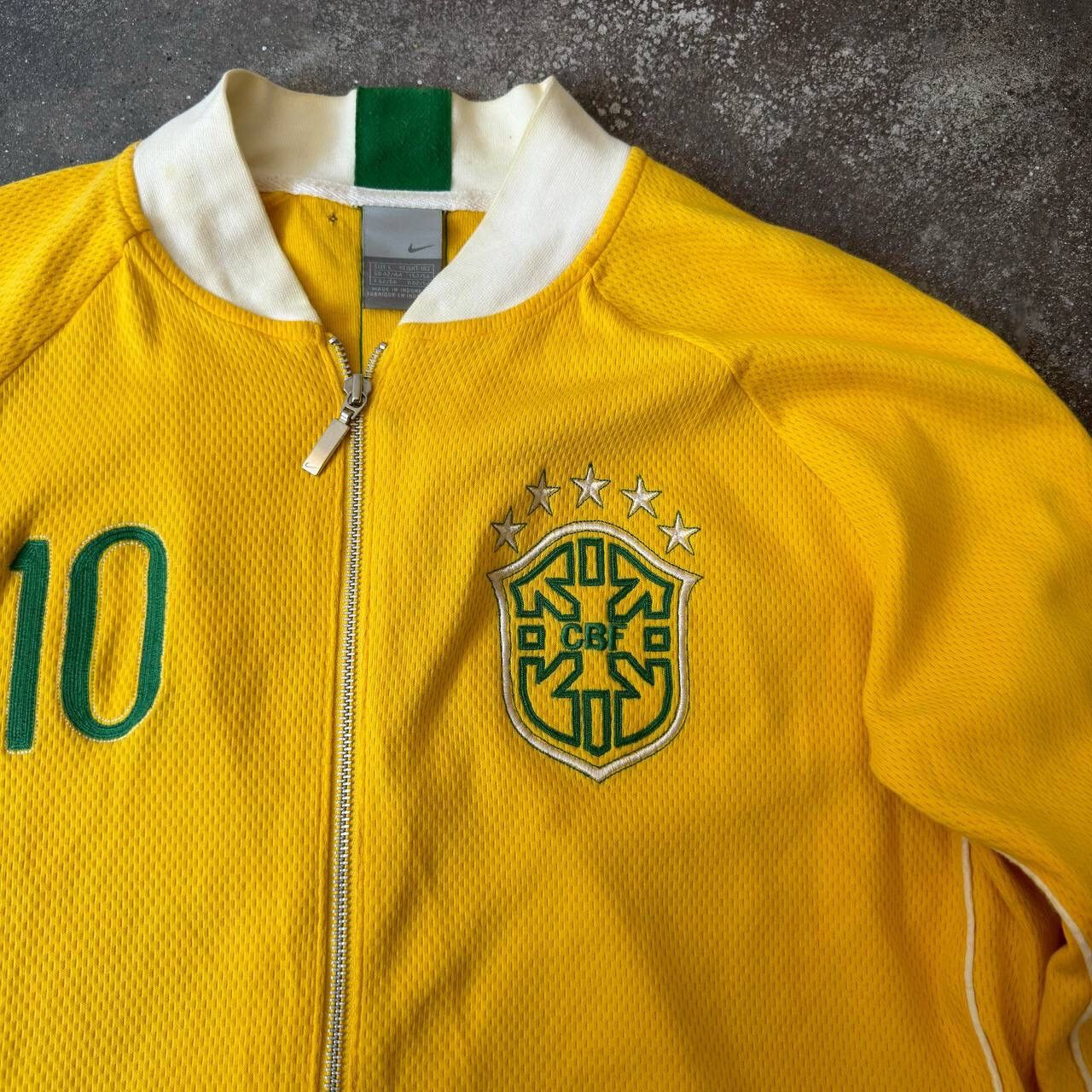 Nike × Vintage 00’s Nike Vintage Brazil #10 Ronaldinho Soccer Track Jacket Size US L / EU 52-54 / 3 - 4 Thumbnail