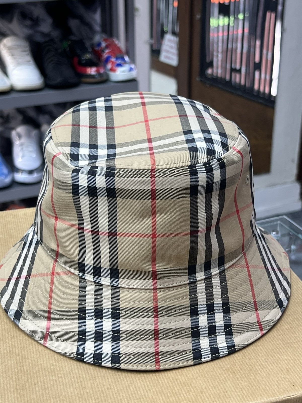 Burberry Burberry Vintage Check Bucket Hat Size ONE SIZE - 1 Thumbnail