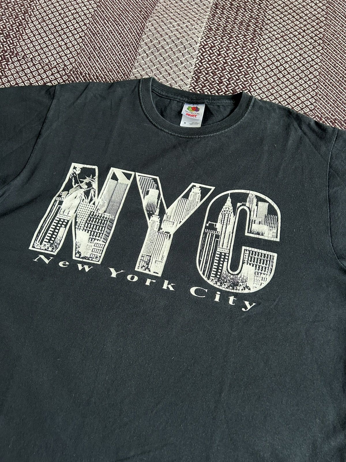 Fruit Of The Loom Vintage FOTL NYC Streetwear T-shirt Men’s Size M 90s Rare Size US M / EU 48-50 / 2 - 5 Thumbnail