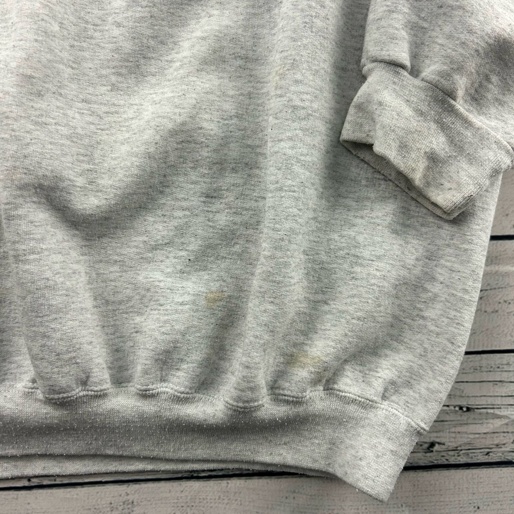 Hanes VINTAGE Hanes Liberty Hurricanes Pullover Crewneck Sweatshirt Men XL Gray Size US XXL / EU 58 / 5 - 4 Thumbnail
