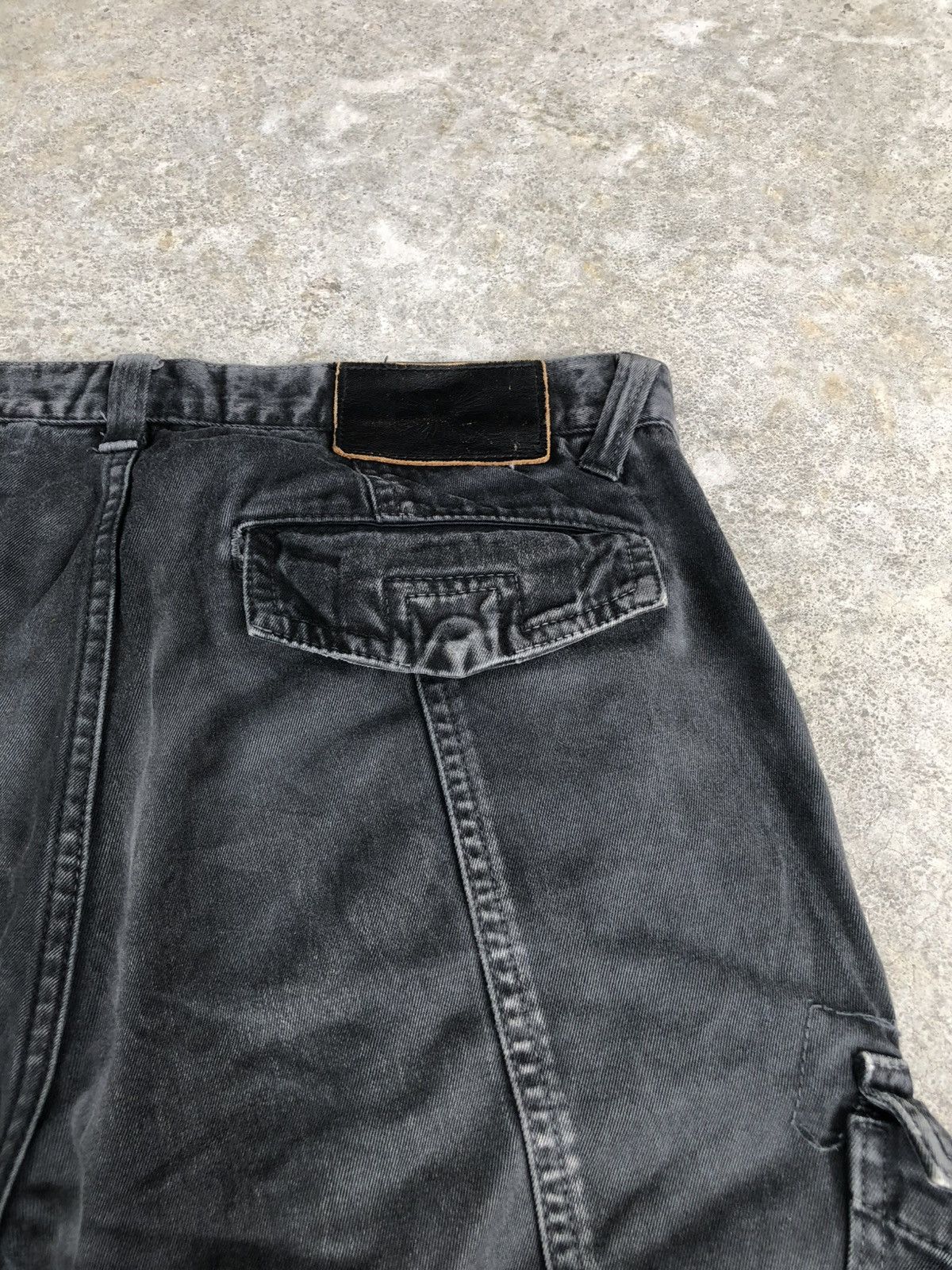 Tornado Mart Tornado Mart Cargo Pants Distressed Size US 31 - 17 Thumbnail