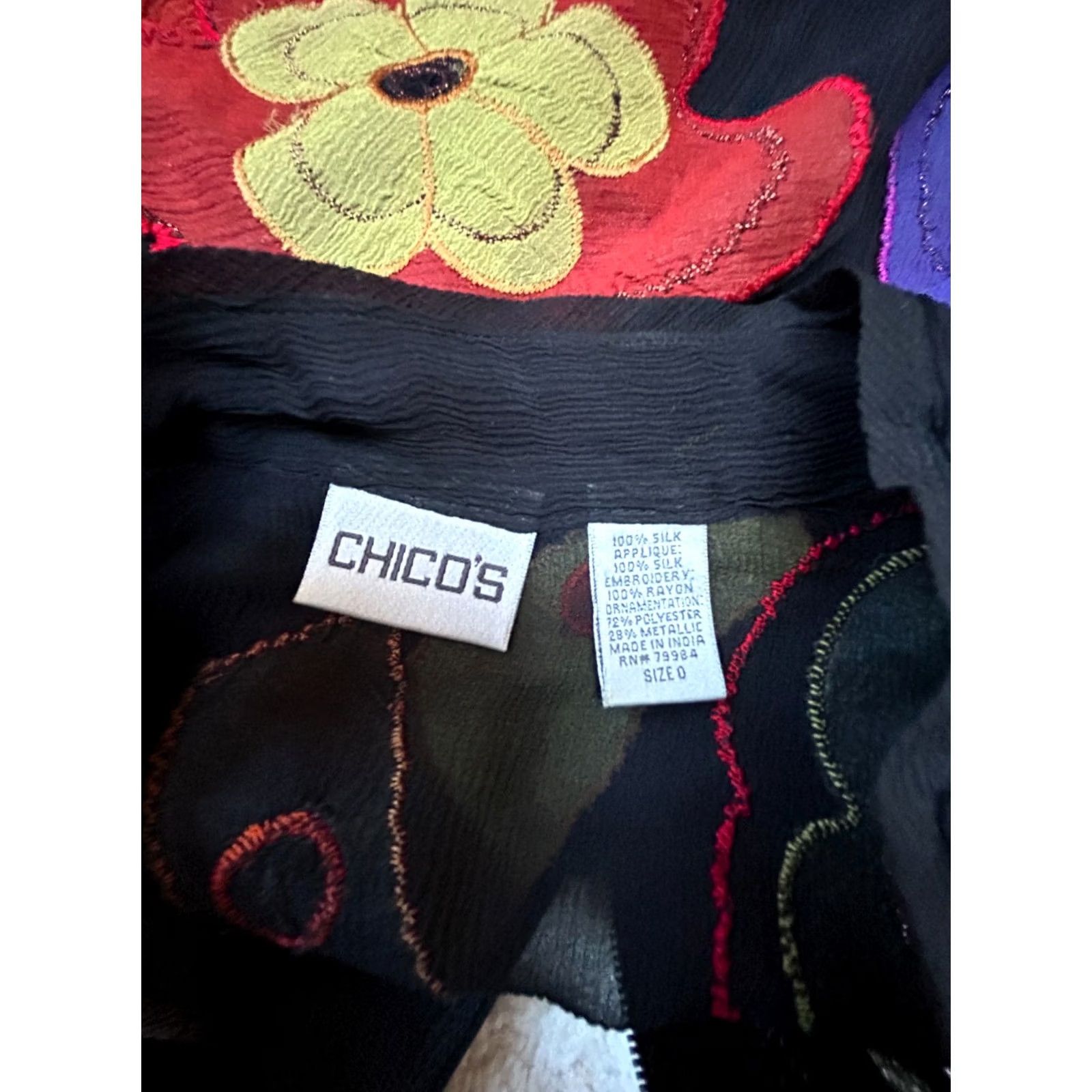 Vintage Chico's Women's Full Zip Jacket Silk Applique Wearable Art Lightweight Short Sleeve? Size S / US 4 / IT 40 - 3 Thumbnail