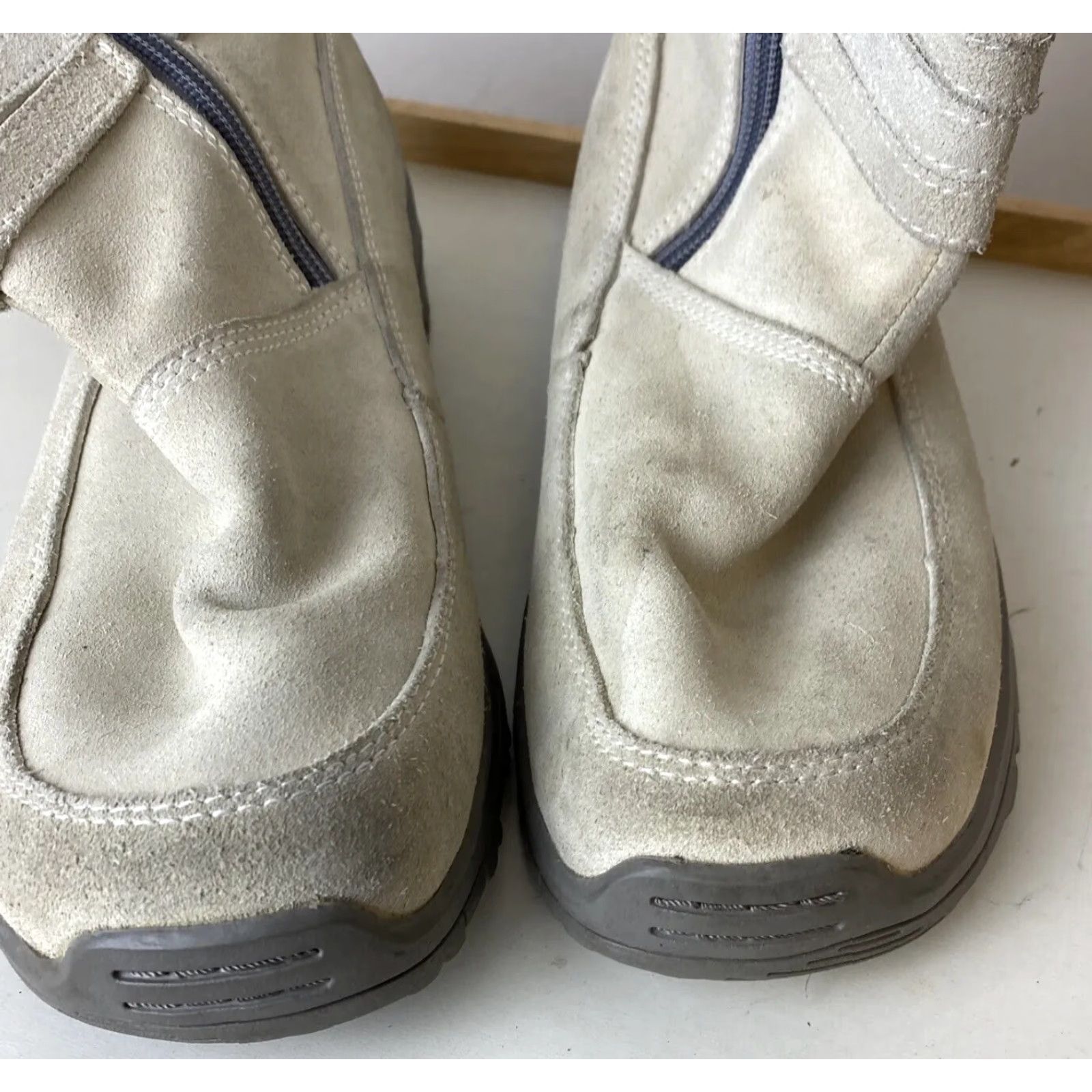 Vintage Columbia Womens Ice Maiden II Tan Leather Mid Calf Snow Boot Size 9 S1 Snow Boot Womens Tan Leather Mid Calf Columbia Ice Maiden II BL1513-920 Size US 9 / IT 39 - 4 Thumbnail