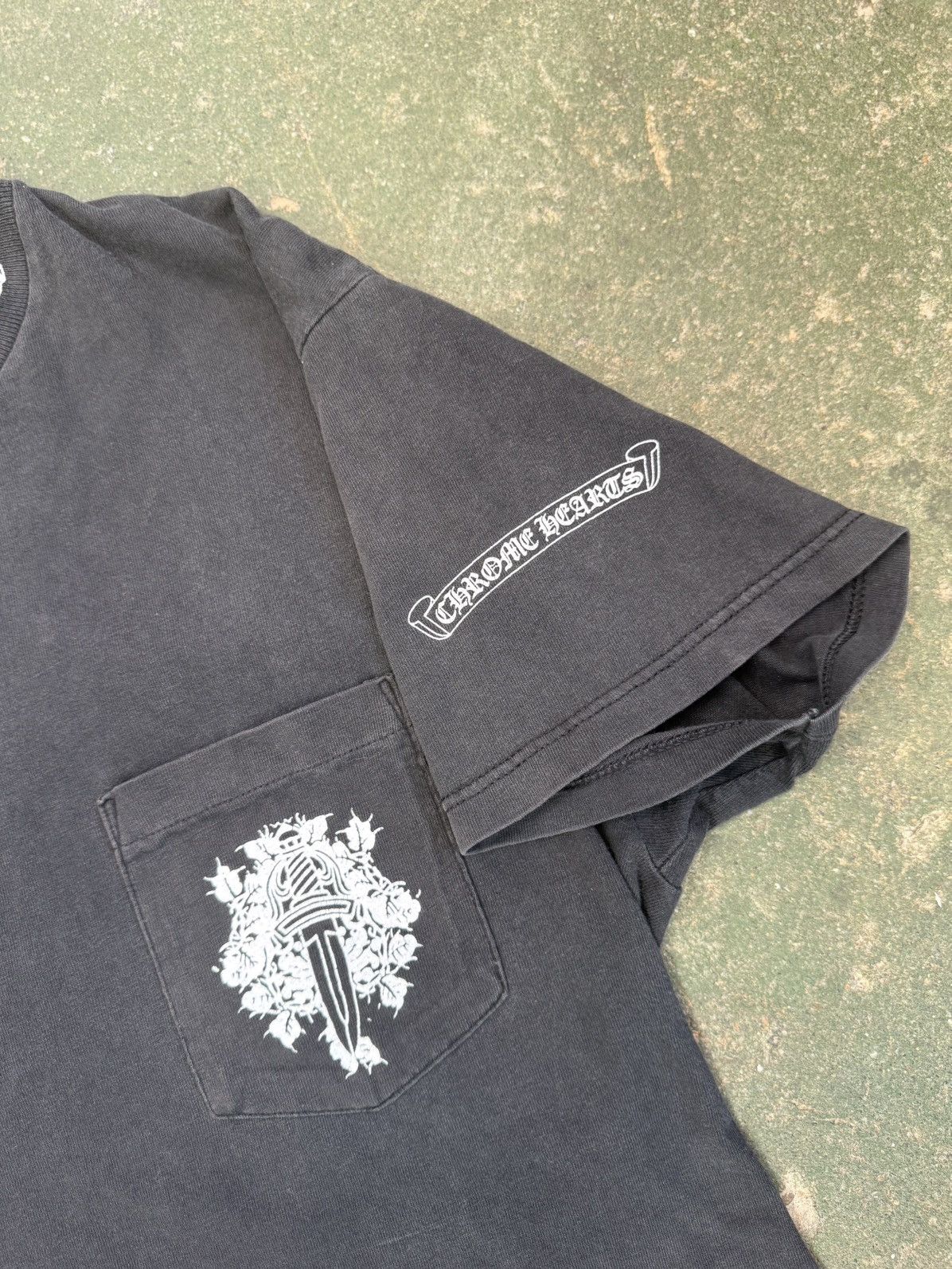 Chrome Hearts Vintage 2000s Chrome Hearts “Dagger Collar Tee” Size US M / EU 48-50 / 2 - 3 Thumbnail