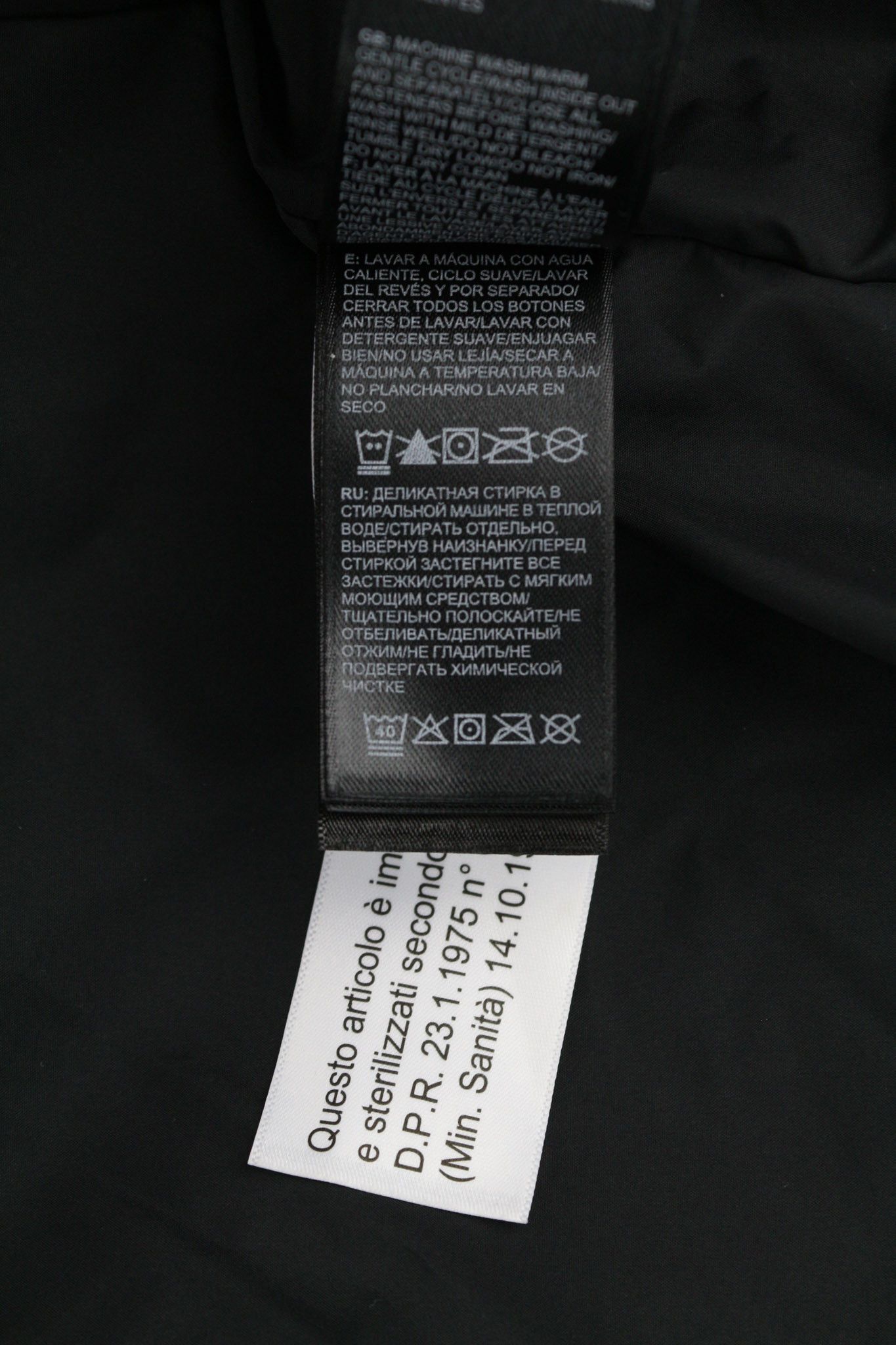 The North Face TRIPLE C XL Black 550 Down Hooded 80949 Size XL / US 12-14 / IT 48-50 - 11 Thumbnail