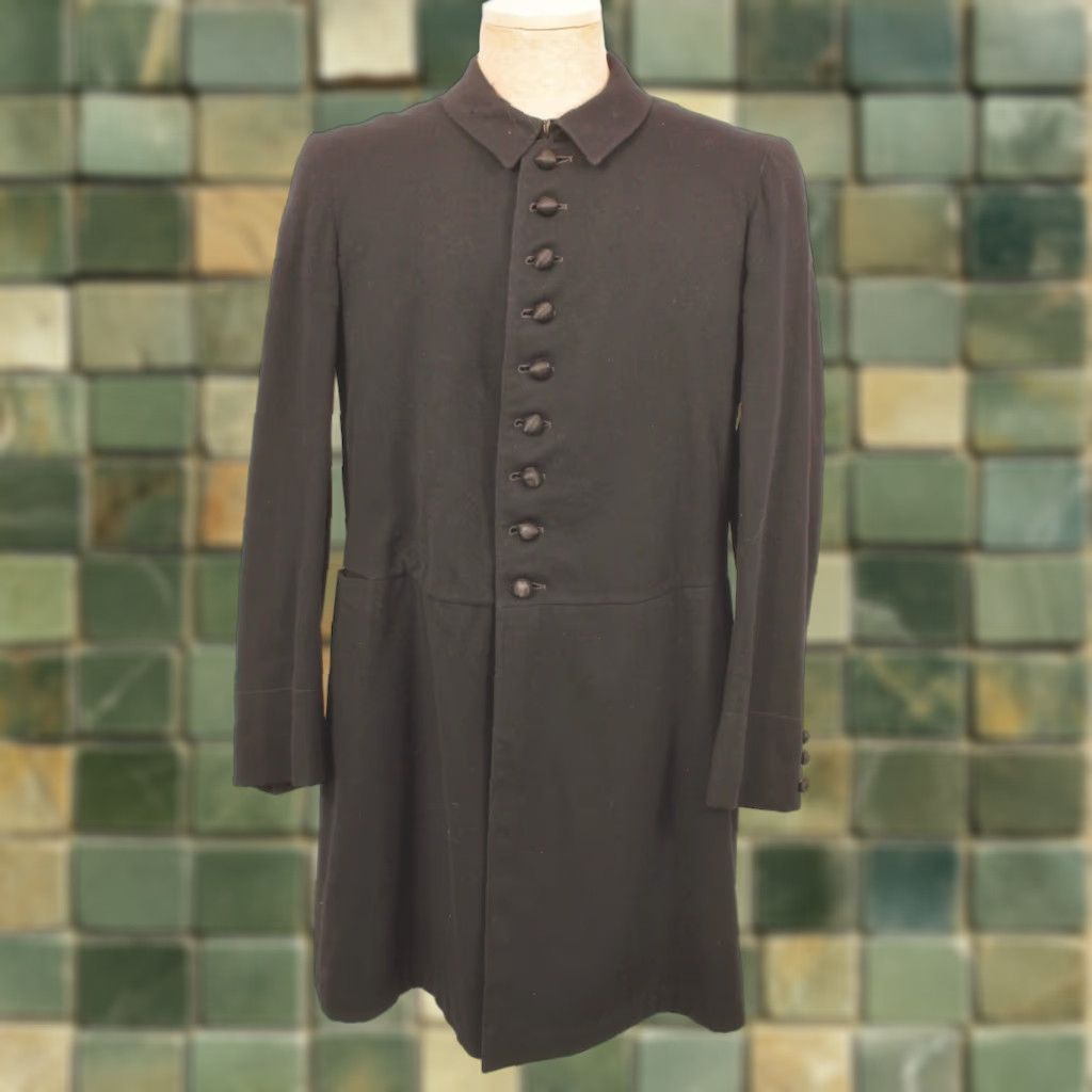 Vintage Edwardian Frock Coat Black Wool Sz M Men’s Vintage 1900s 1900s Edwardian Antique Coat Size US M / EU 48-50 / 2 - 1 Thumbnail
