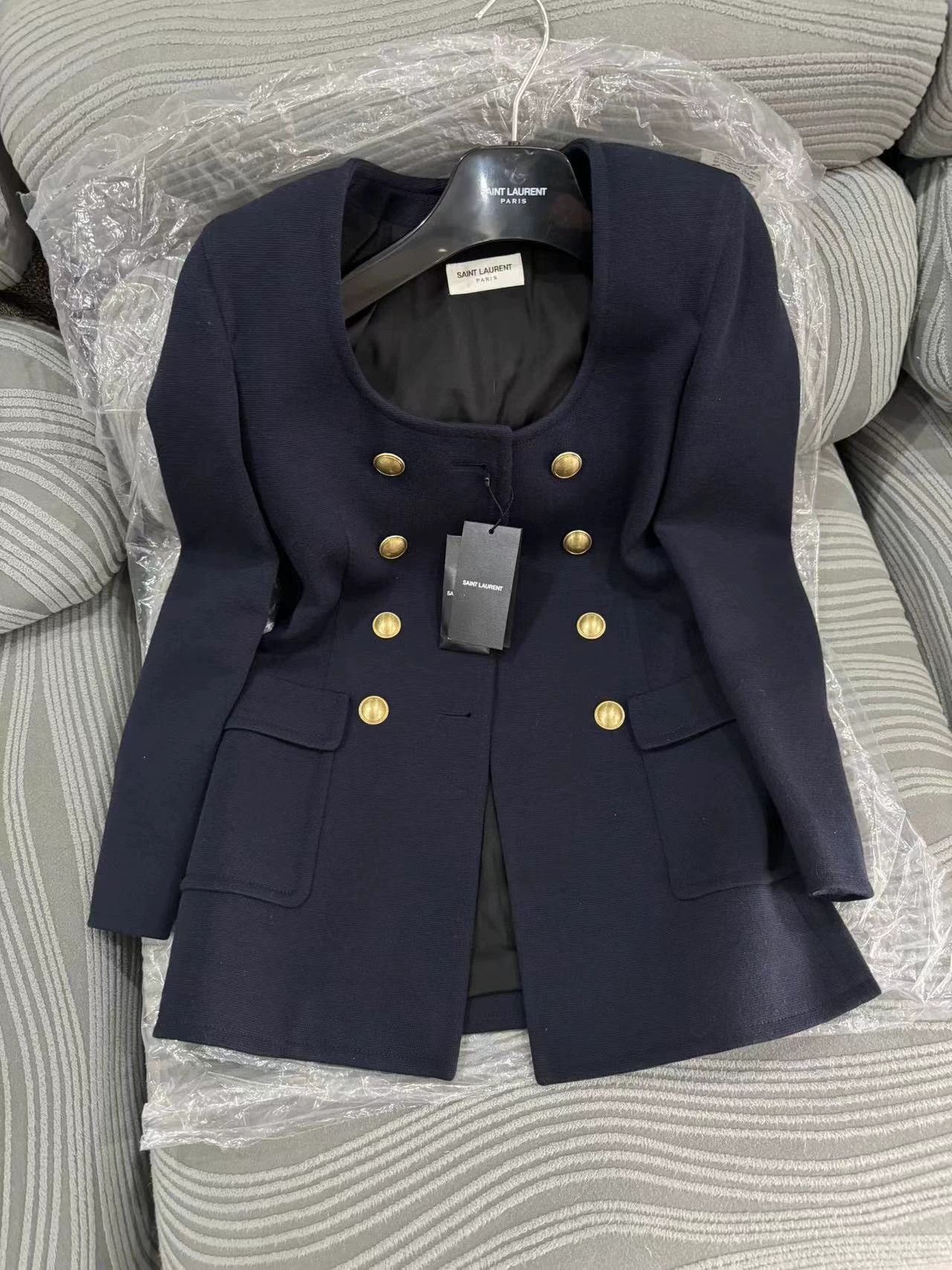 Yves Saint Laurent YSL Wool Suit New Unworn Size 34 Size XS / US 0-2 / IT 36-38 - 1 Thumbnail