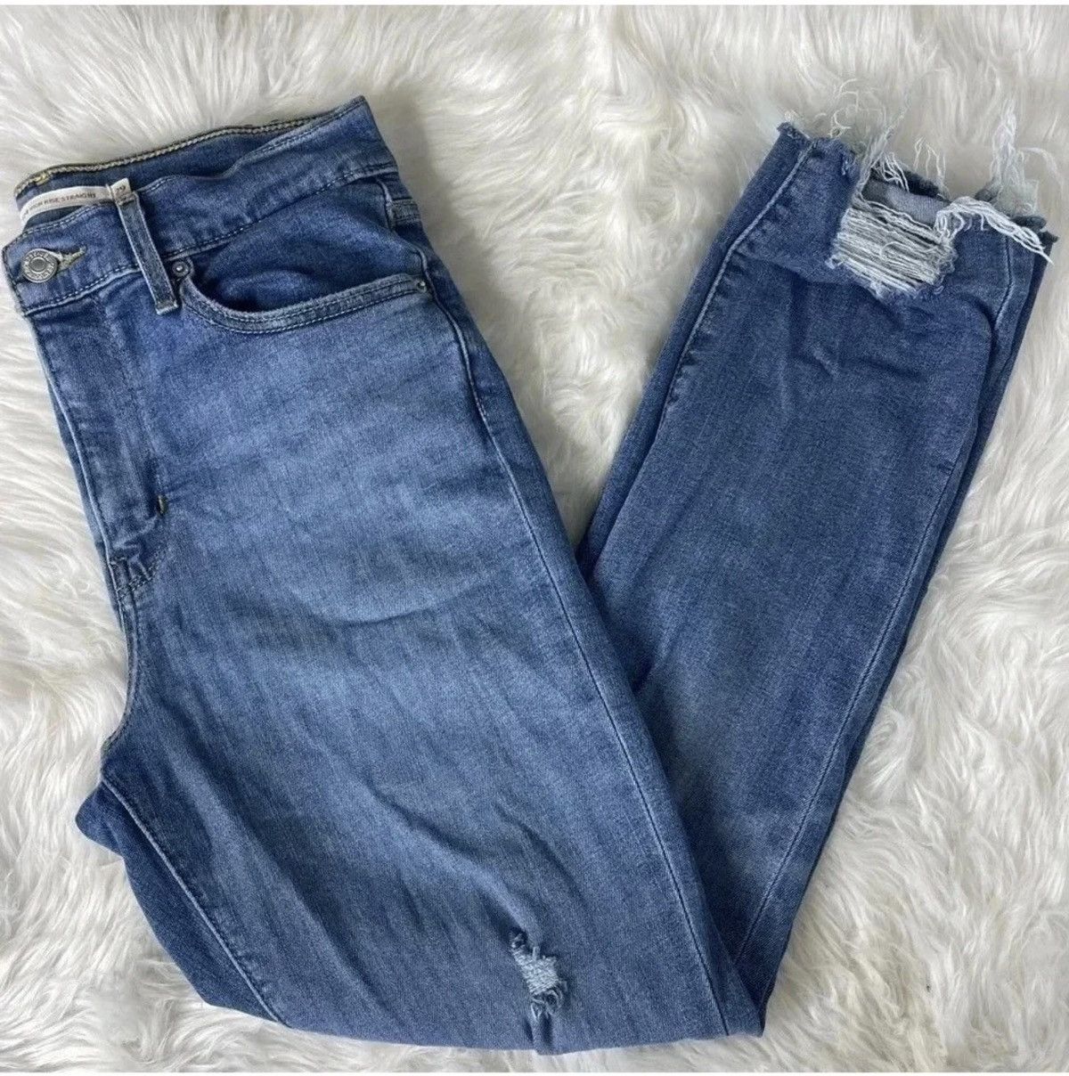 Levi's Levi's 724 High Rise Straight Leg Distressed Jeans Size 29 Size 29" - 2 Thumbnail
