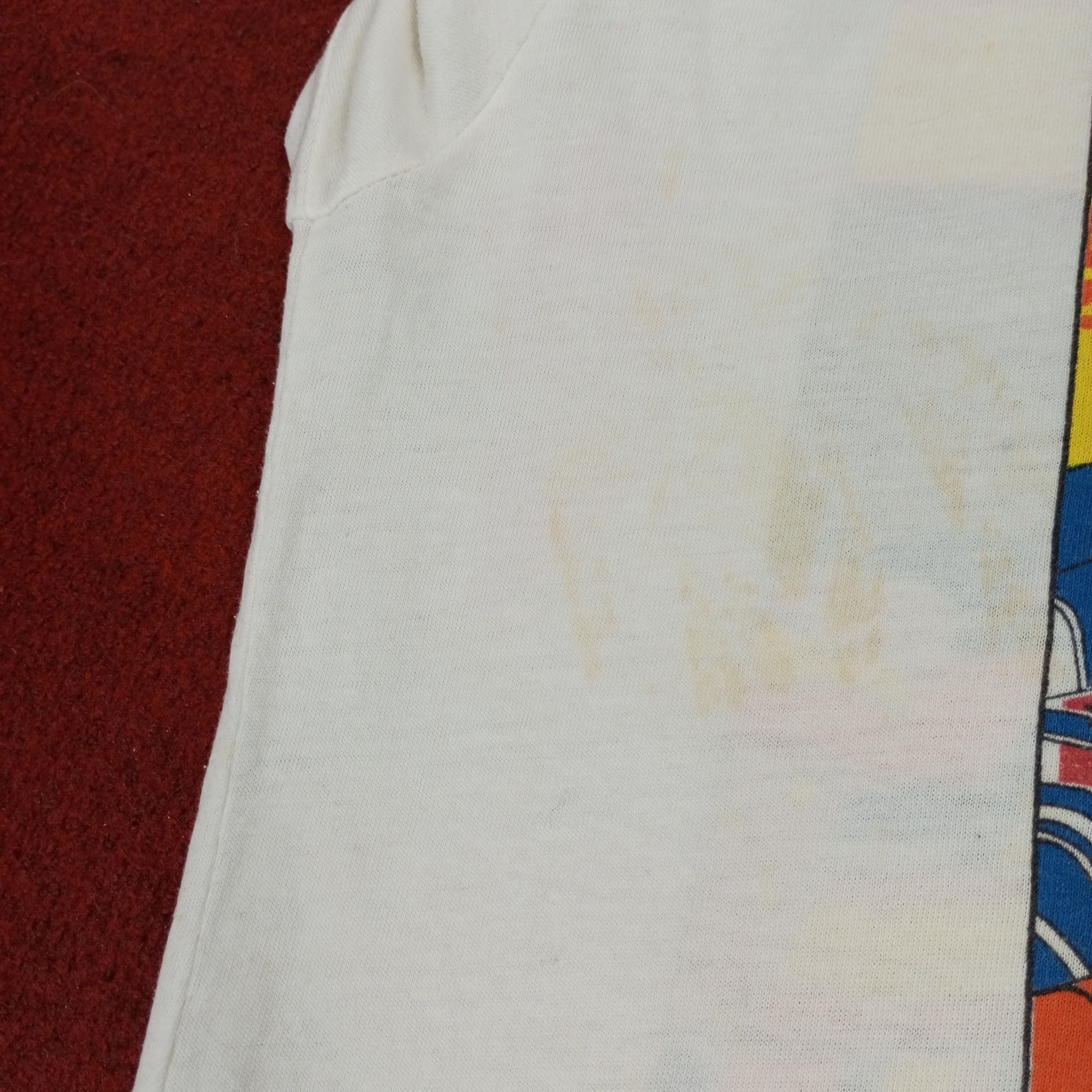 Vintage Guavaberry Sint Maarten Art Design Streetwear Style Tshirt Size US L / EU 52-54 / 3 - 12 Thumbnail