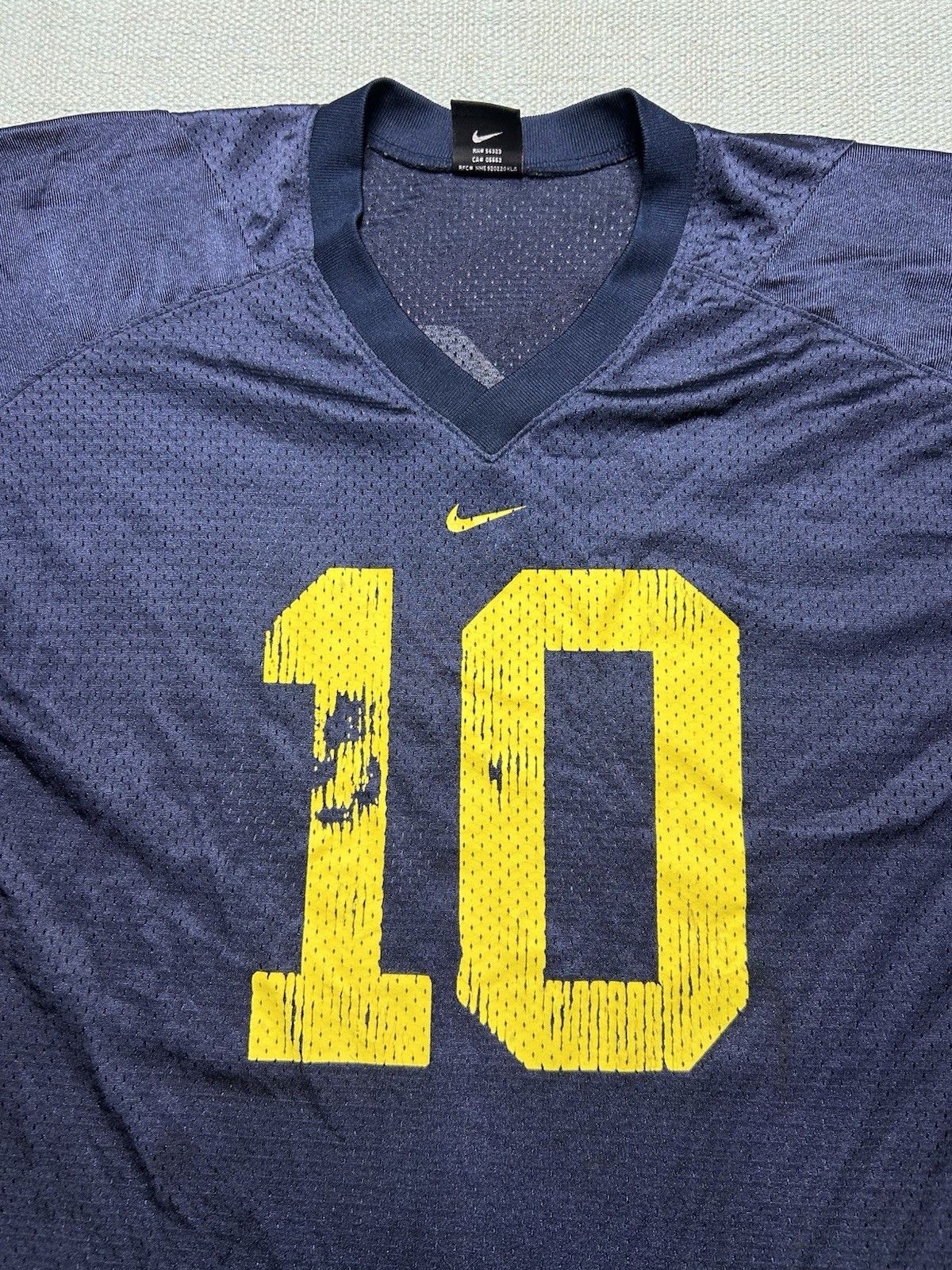 Vintage Nike football jersey university of Michigan wolverines #10 L Size US L / EU 52-54 / 3 - 3 Thumbnail