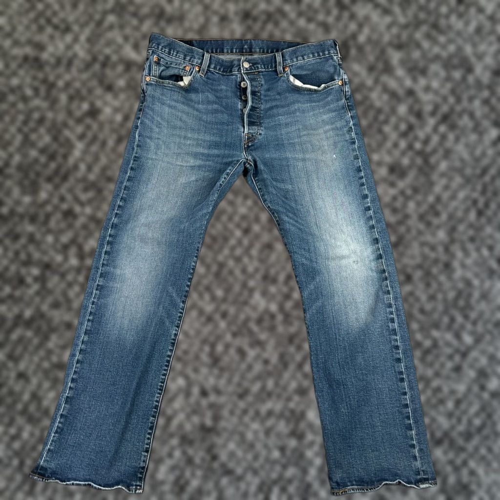 Levi's Levis 501 Jeans Mens 36x30 Blue Straight Button Fly Mid Rise Distressed Med Wash Regular 5-Pocket Denim Cotton Levi's 501 Series Jeans Mens Blue Size US 36 / EU 52 - 1 Thumbnail