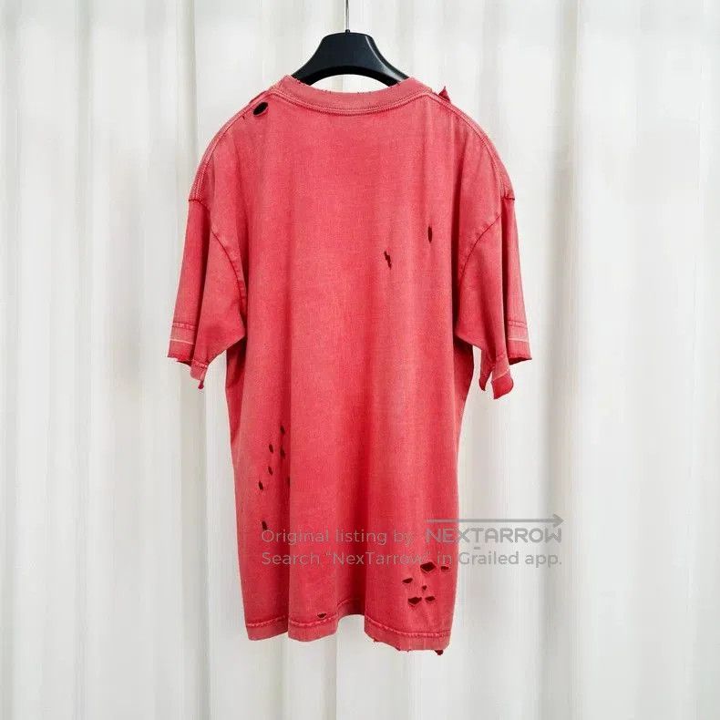 Balenciaga Balenciaga Distressed Logo Print Short Sleeve. Size US S / EU 44-46 / 1 - 2 Thumbnail