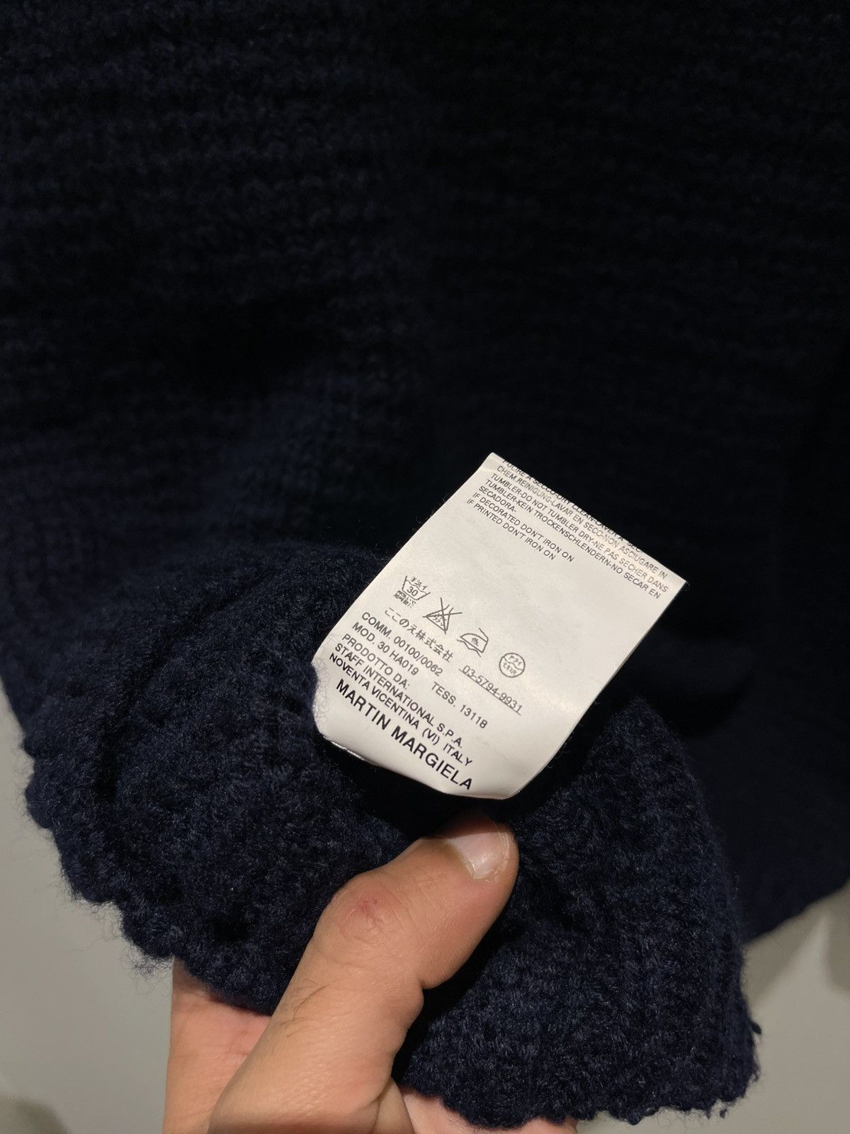 Maison Margiela Maison Margiela AW06 Navy Wool Shawl Collar Knit Sweater Size US L / EU 52-54 / 3 - 20 Thumbnail