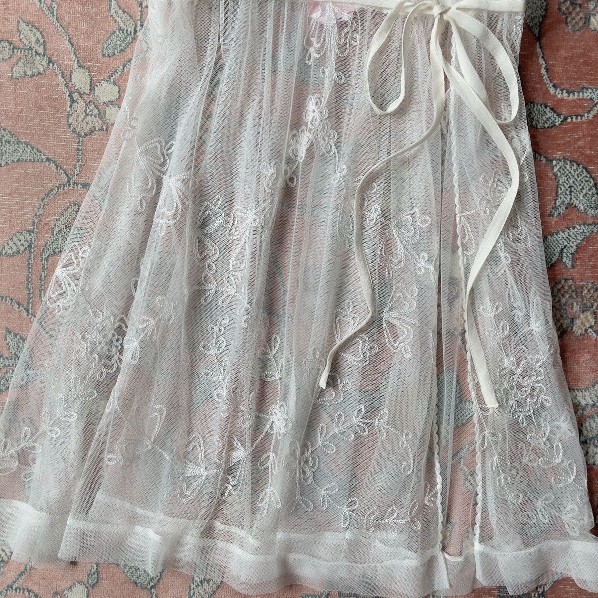 Victoria's Secret Victoria’s Secret Soft Ivory Mesh Slip Dress (S) Size S / US 4 / IT 40 - 9 Thumbnail