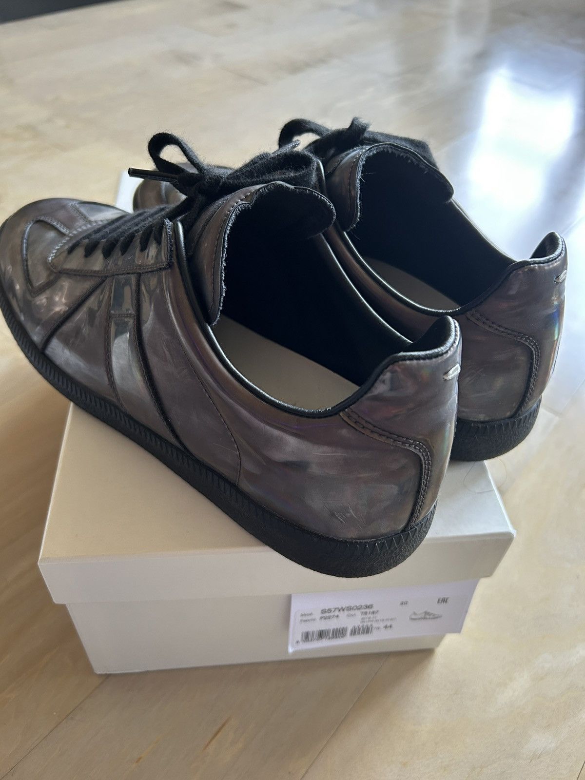 Maison Margiela Maison Margiela Hologram Replica sneakers Size US 10.5 / EU 43-44 - 2 Thumbnail