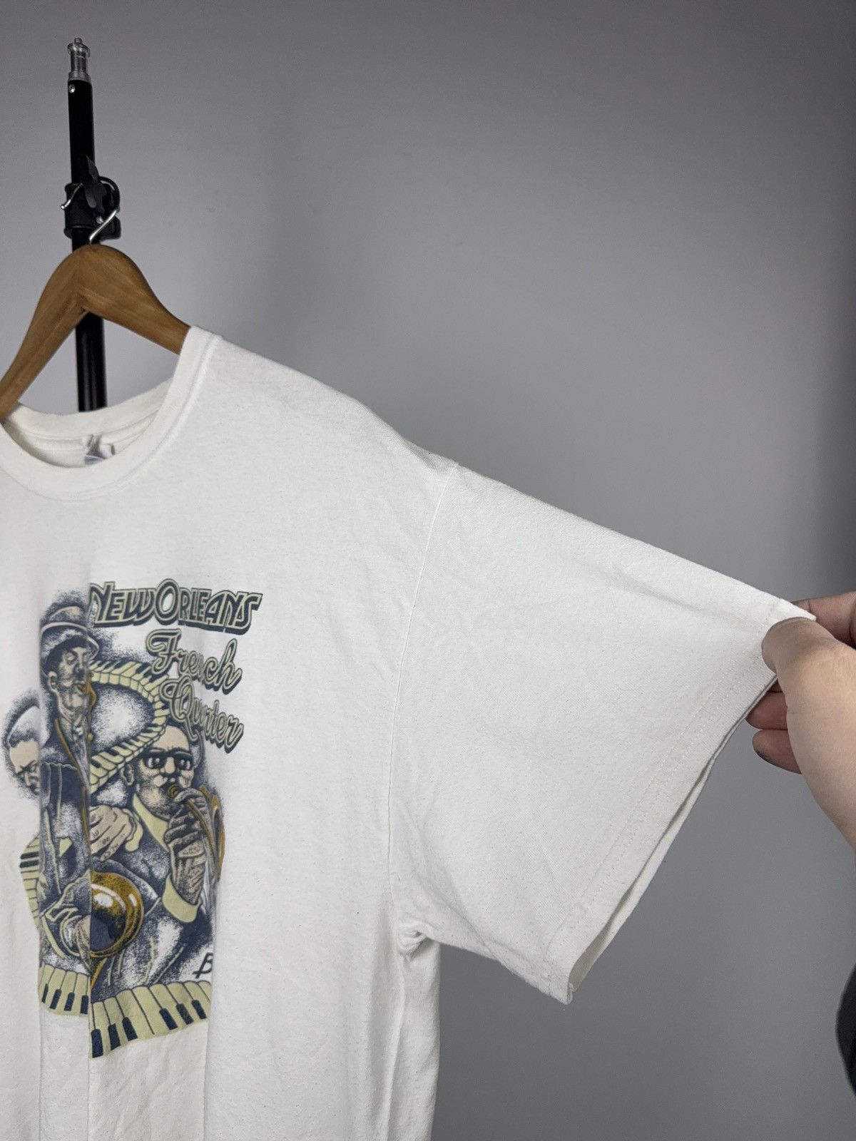 Vintage Vintage New Orleans Jazz French Quarter Graphic T-Shirt Size US L / EU 52-54 / 3 - 8 Thumbnail