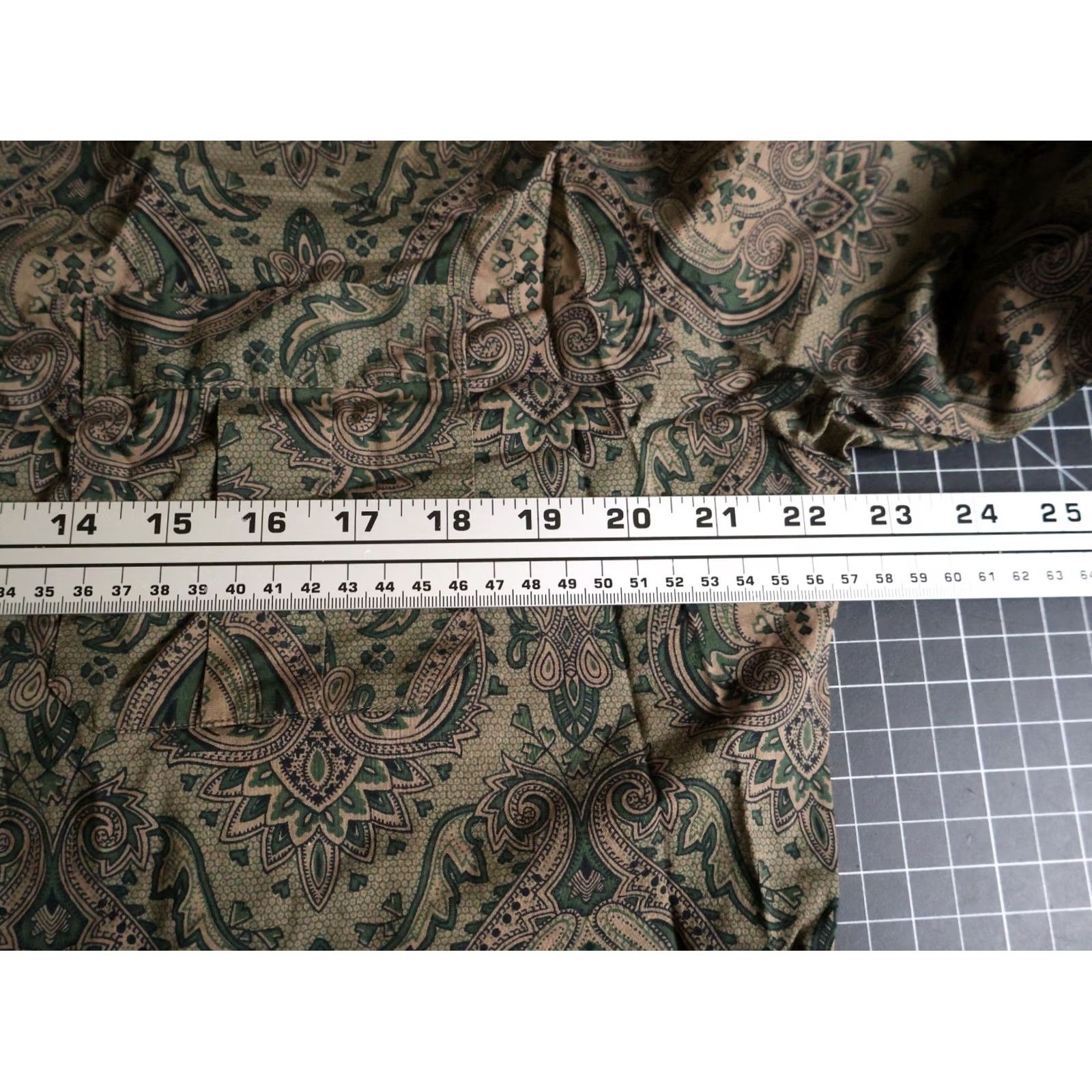 Perry Ellis Perry Ellis Paisley Shirt Mens Large XL Tag Green Long Sleeve Hippie Epaulets Button-Up Size US L / EU 52-54 / 3 - 5 Thumbnail