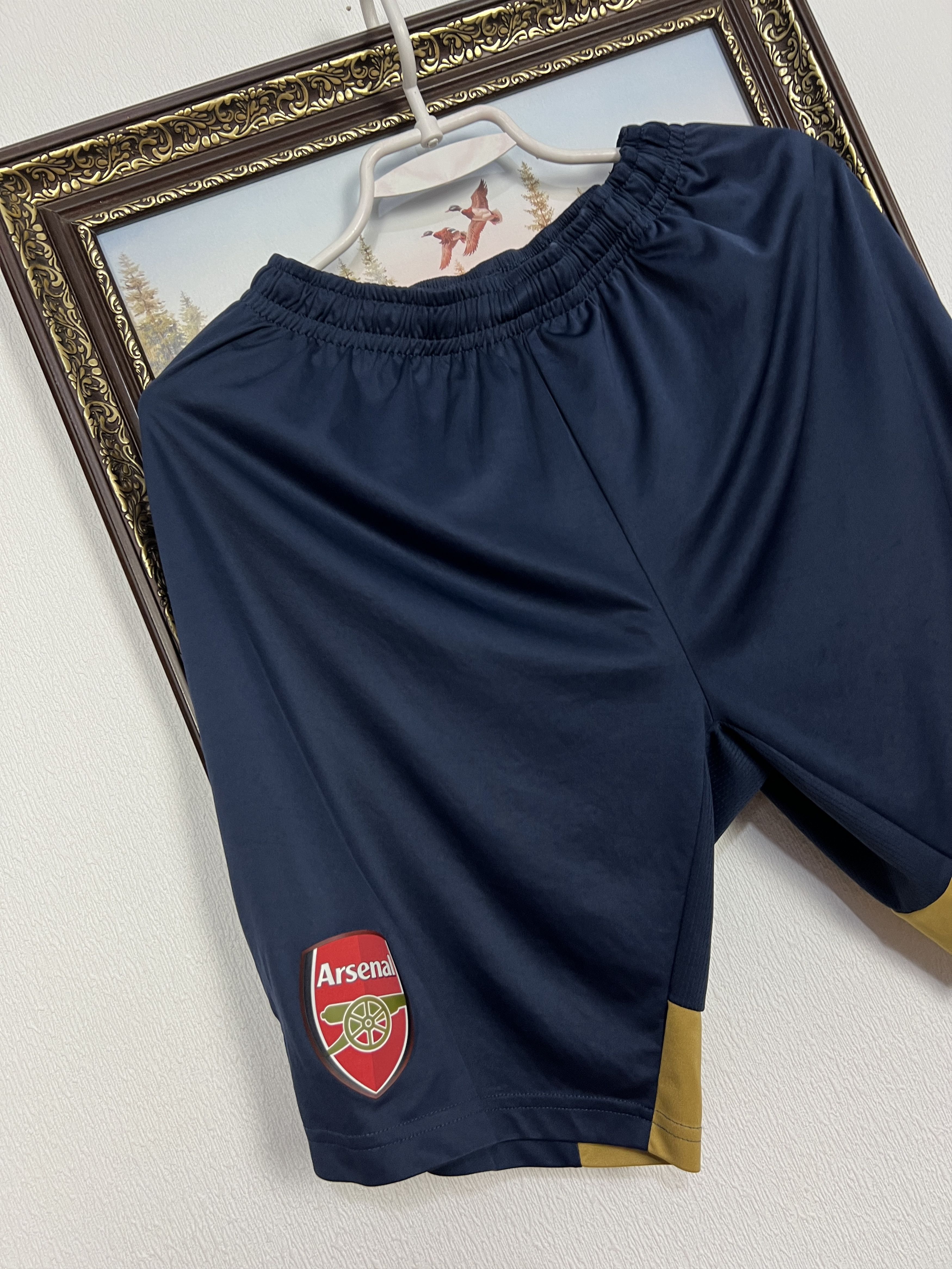 Puma Puma Arsenal Football Shorts Soccer Gunners Athletic Rare Size US 32 / EU 48 - 3 Thumbnail