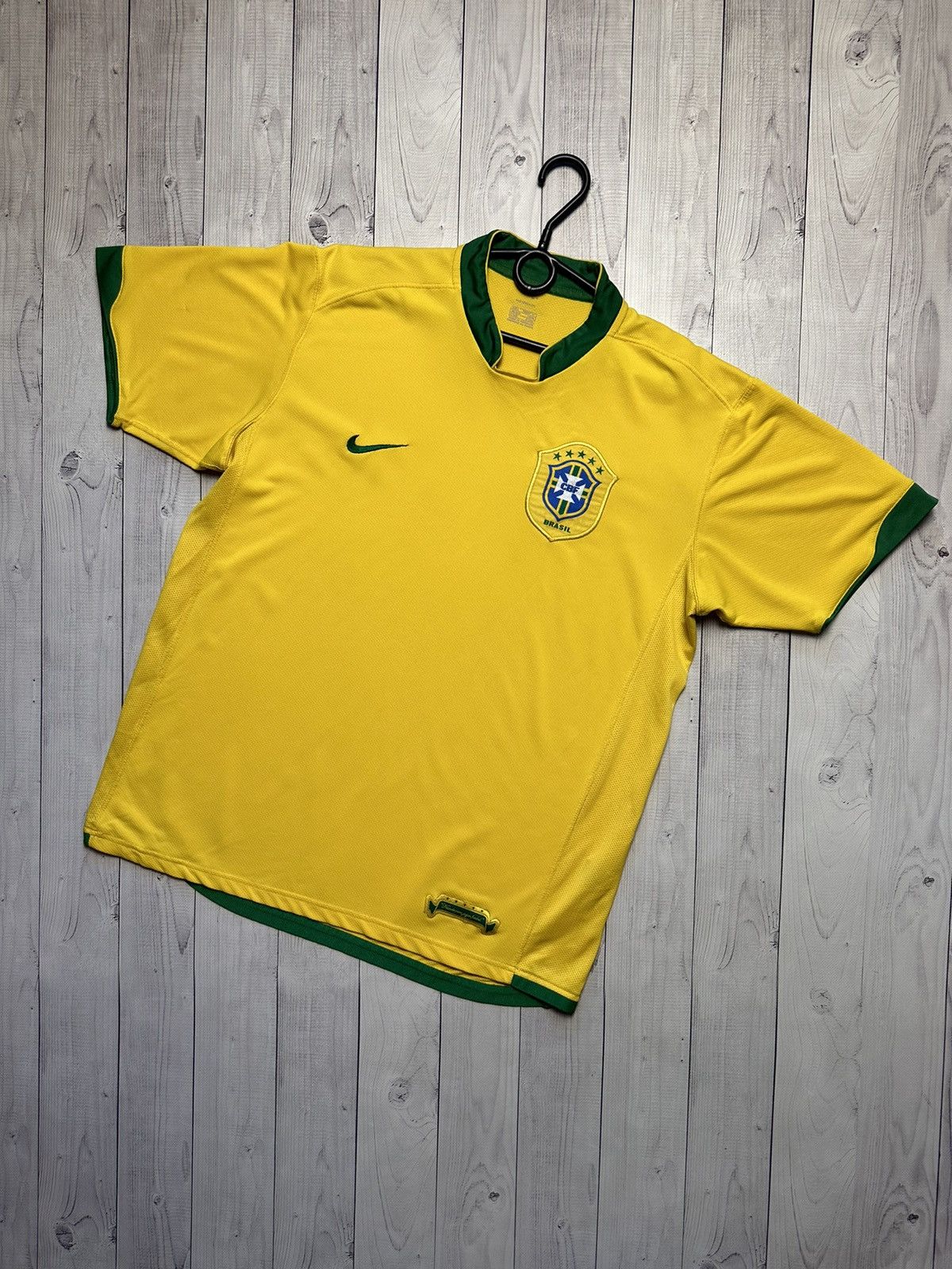 Nike × Vintage Vintage Nike Brazil soccer jersey Brasil size L Size US L / EU 52-54 / 3 - 1 Thumbnail