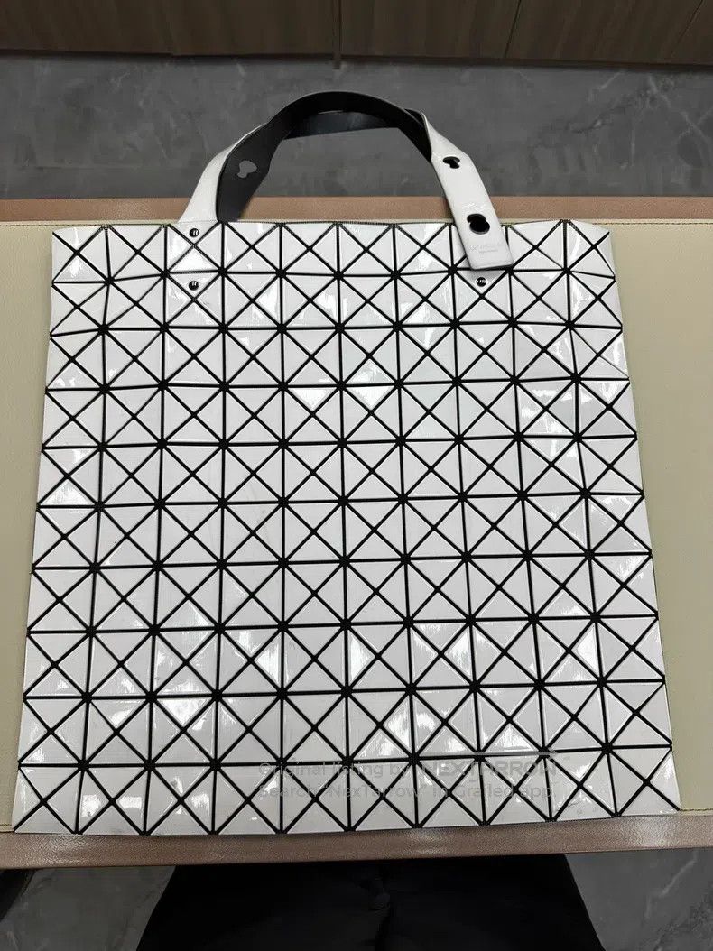 Issey Miyake Issey Miyake White Ten-grid Tote Bag Size ONE SIZE - 2 Thumbnail