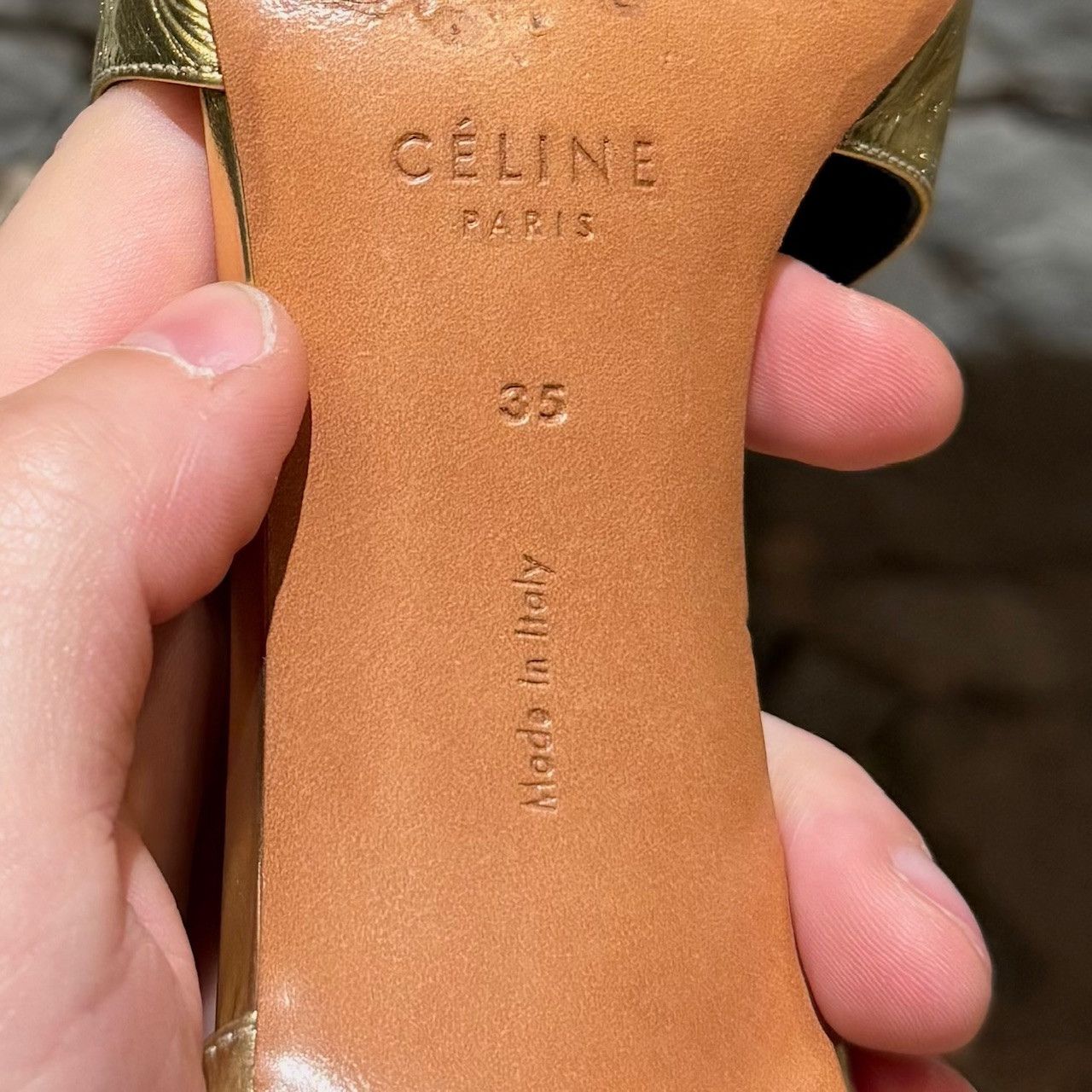 Celine Céline Metallic Gold T-strap Pointy Pumps Size US 5 / IT 35 - 9 Thumbnail