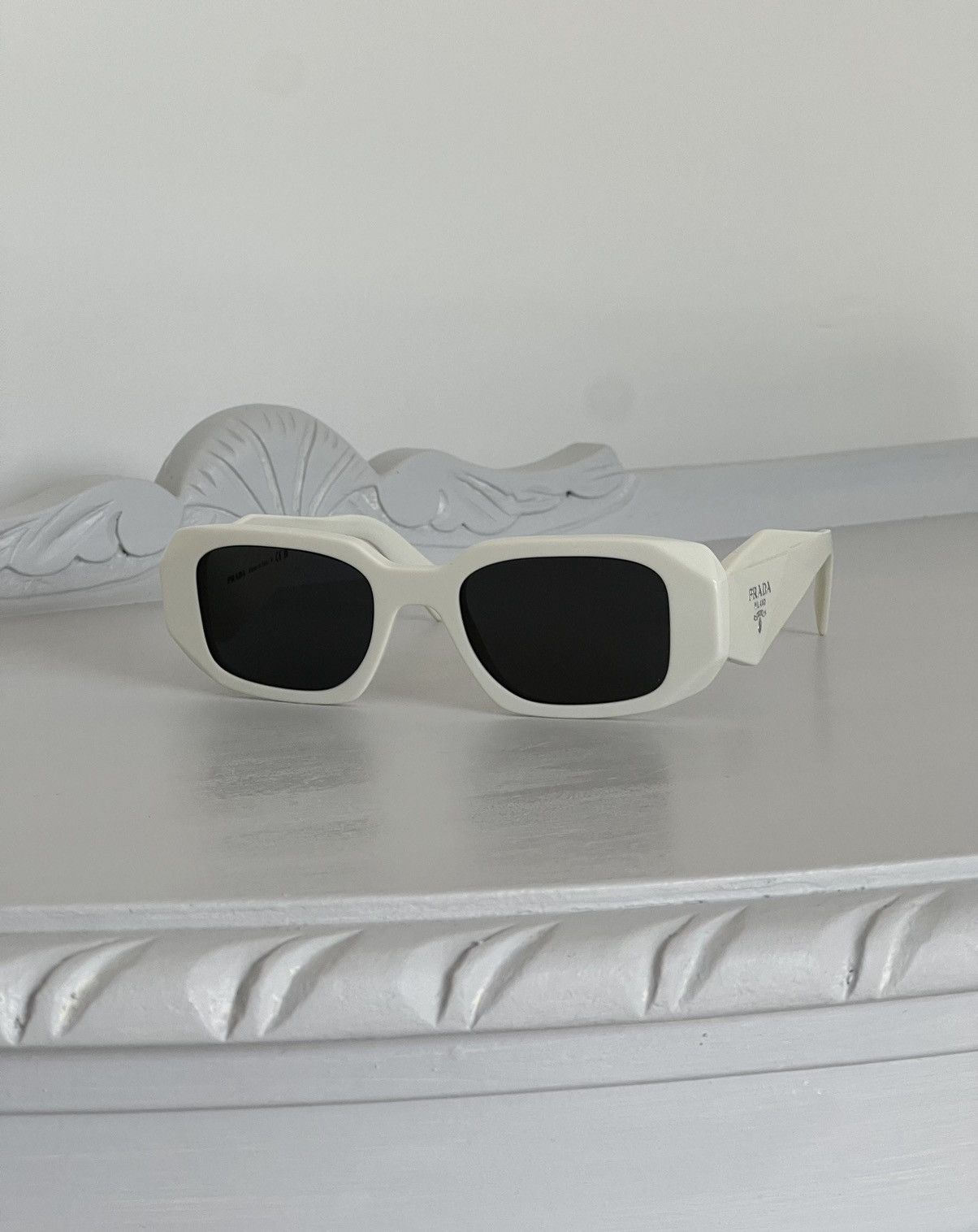 Prada Prada Logo Sunglasses SPR 17W Size ONE SIZE - 5 Thumbnail