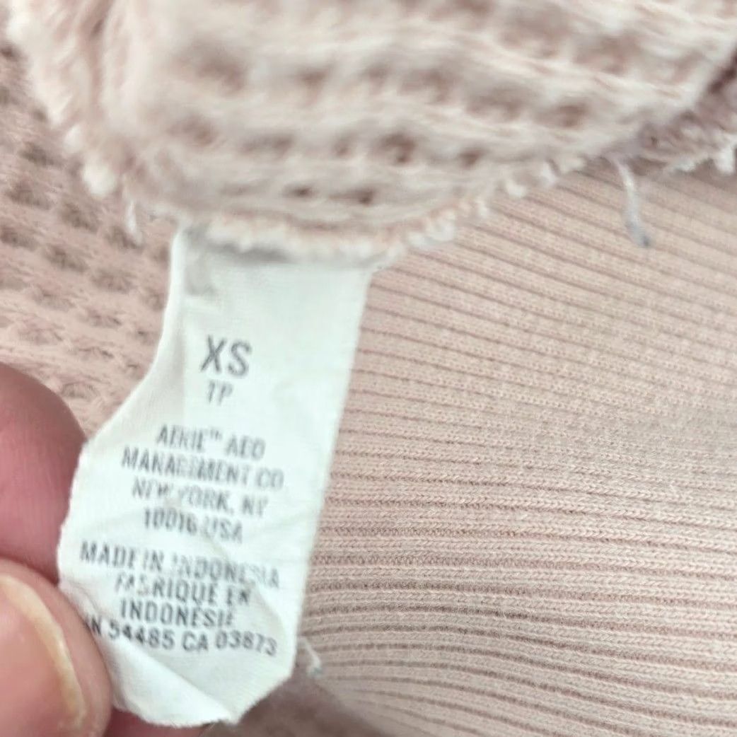 Vintage Aerie Sweatshirt Womens XS Pink Waffle Knit Long Sleeve Pullover Size XS / US 0-2 / IT 36-38 - 4 Thumbnail