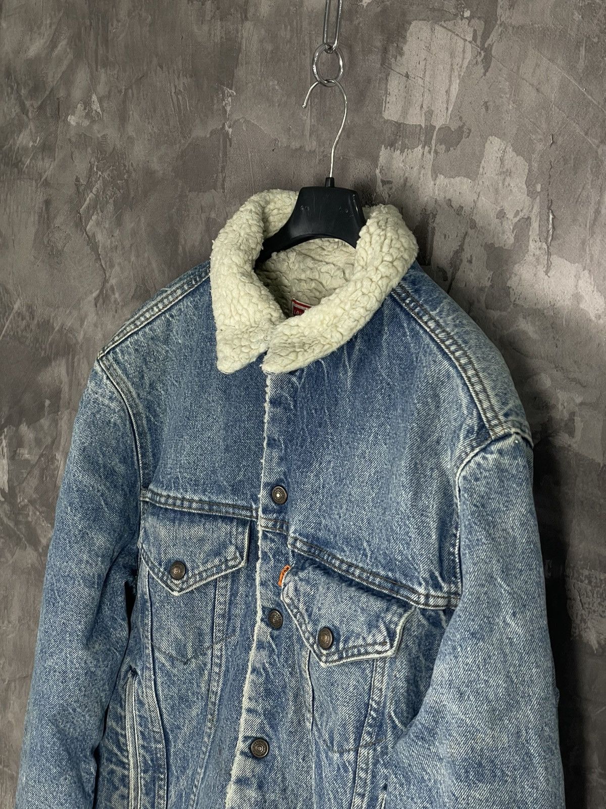 Levi's Vintage Levi’s Sherpa lined Trucker jacket made in Italy Size US L / EU 52-54 / 3 - 7 Thumbnail