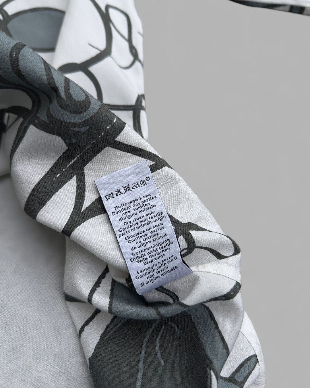 Hermes Hermes Paris By Martin Margiela Printed Silk Size US M / EU 48-50 / 2 - 6 Thumbnail