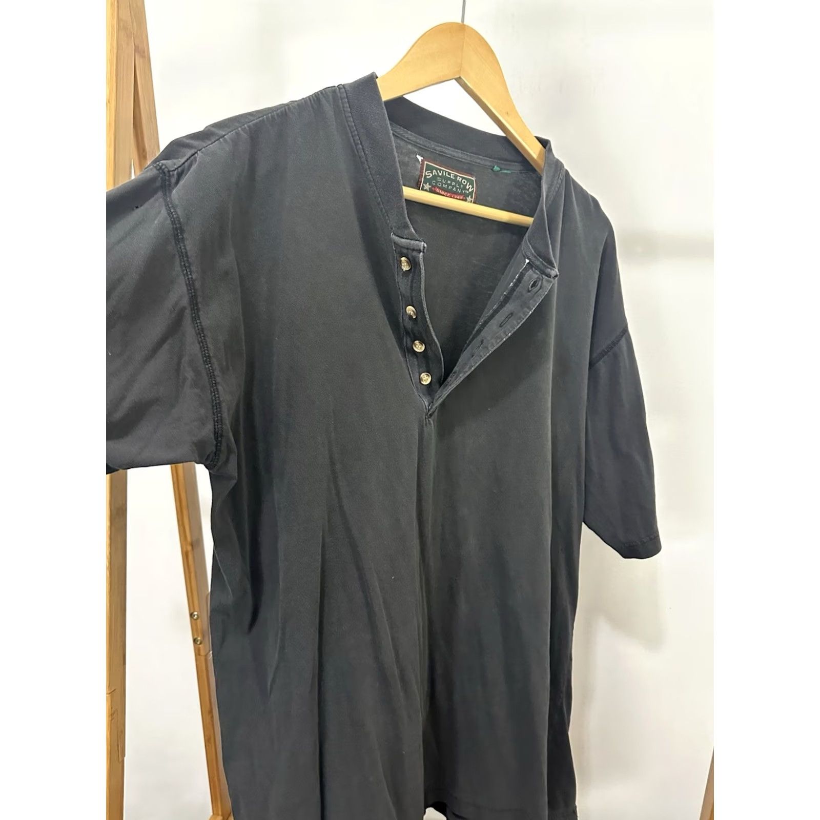 Vintage VTG Faded Worn Cotton Thrashed Distressed Henley Black WIP Work T-Shirt XL Size US XL / EU 56 / 4 - 3 Thumbnail
