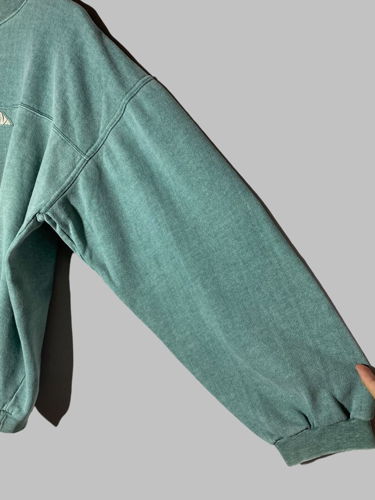 Quiksilver Vintage 90s Quiksilver Crewneck Sweatshirt Spellout Surf Size US L / EU 52-54 / 3 - 8 Thumbnail