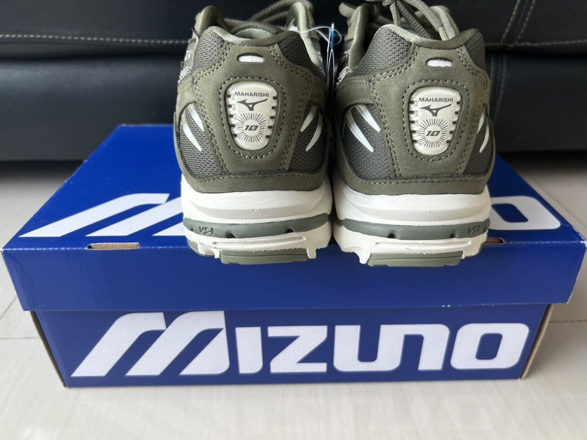 Maharishi × Mizuno Maharishi mizuno waverider 10 Size US 11.5 / EU 44-45 - 13 Thumbnail
