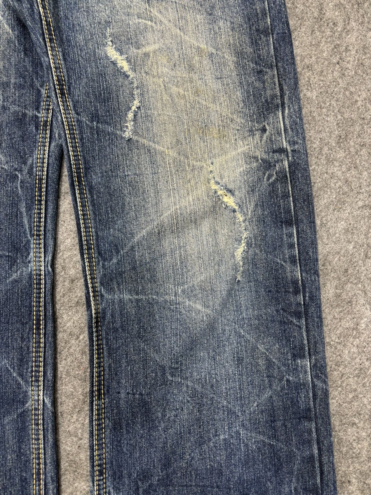 Seditionaries 💥Insane💥SorriderexBack&Forth Spiral Distressed Denim F661 Size US 33 - 5 Thumbnail