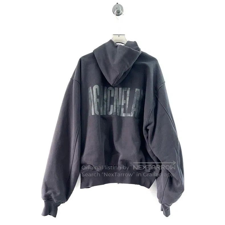 Balenciaga Balenciaga 24FW Reversed Logo Zip Hoodie. Size US XXS / EU 40 - 2 Thumbnail