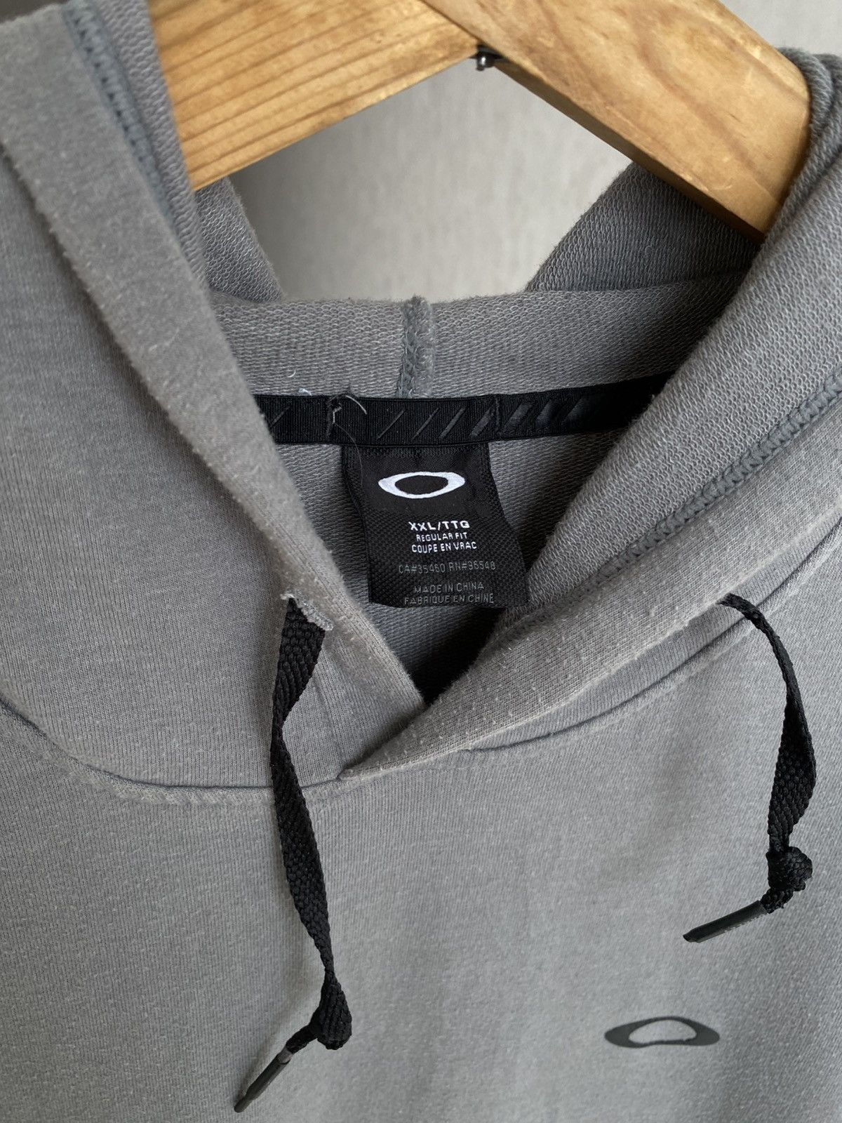 Oakley × Vintage Oakley hoodies Size US L / EU 52-54 / 3 - 4 Thumbnail