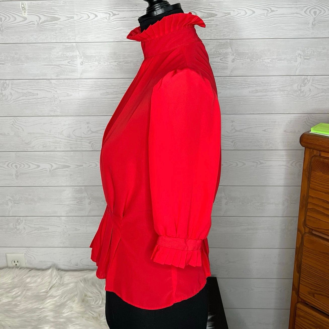Other First Glance 80’s red pleated high neck blouse Size Small Size S / US 4 / IT 40 - 2 Thumbnail
