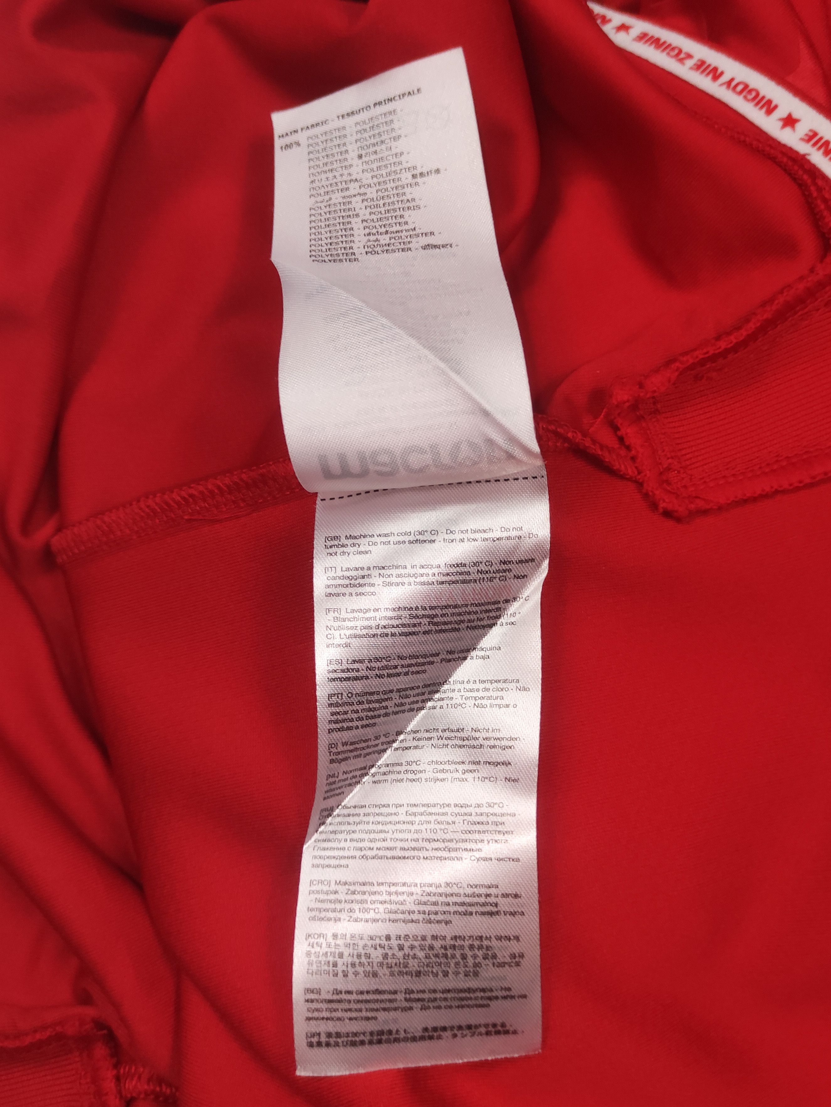 Macron Wisła Kraków 2022 2023 Macron Home Shirt Size US M / EU 48-50 / 2 - 5 Thumbnail