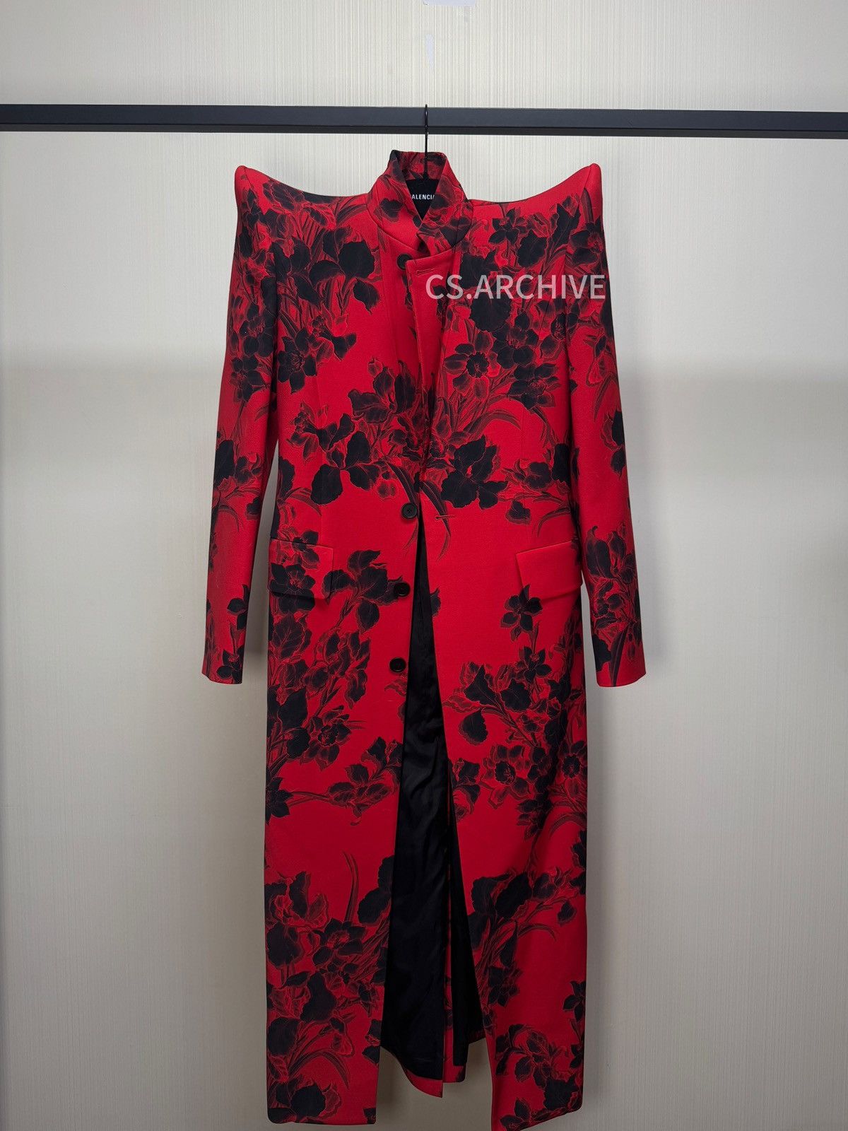 Balenciaga Balenciaga Pagoda Red coat Size XS / US 0-2 / IT 36-38 - 1 Thumbnail