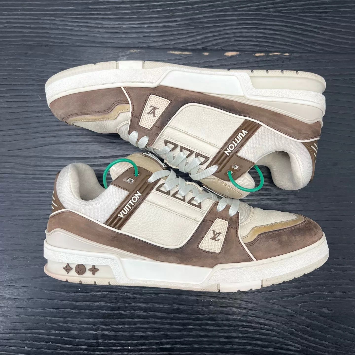 Louis Vuitton LV Trainer Mocha UK9/EU43 Size US 10 / EU 43 - 2 Thumbnail