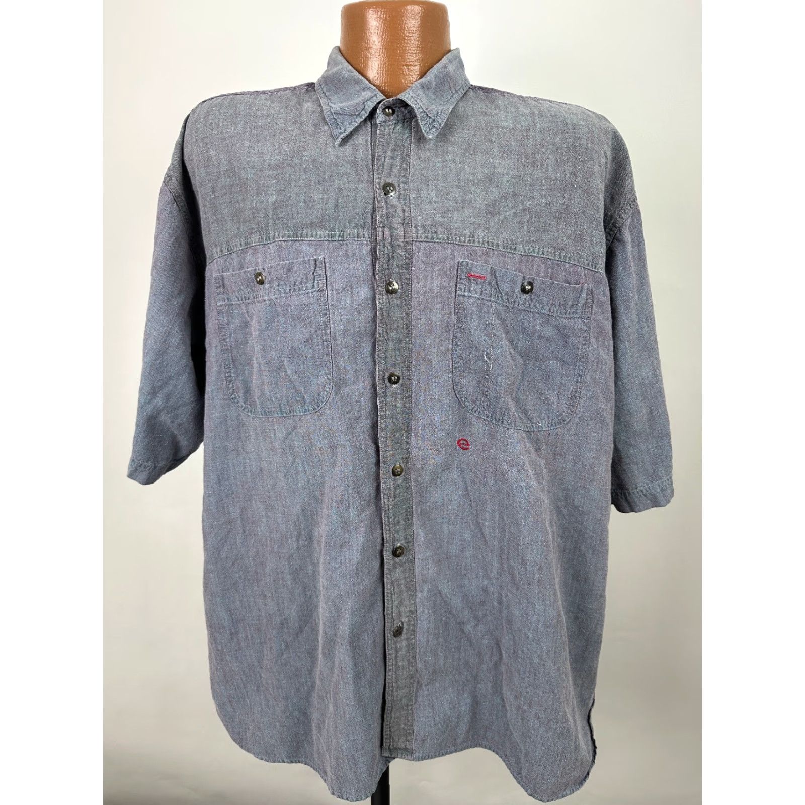 Vintage VINTAGE Marc Daniels Chambray Work Shirt Men XL Purple Blue 90s Grunge Button-Up Short Sleeve Casual Workwear Mens Size US XL / EU 56 / 4 - 2 Thumbnail