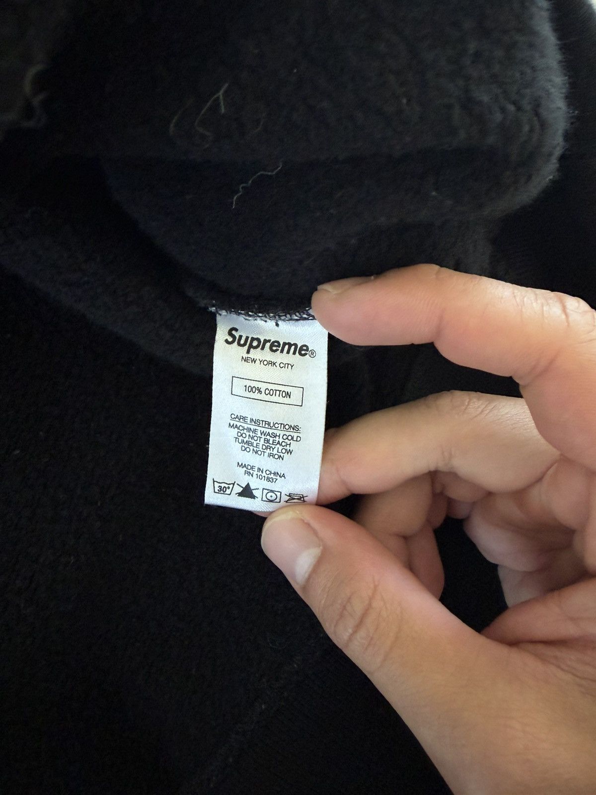 Supreme Supreme SS19 Zip Pouch Hooded Sweatshirt — Size L Size US L / EU 52-54 / 3 - 4 Thumbnail