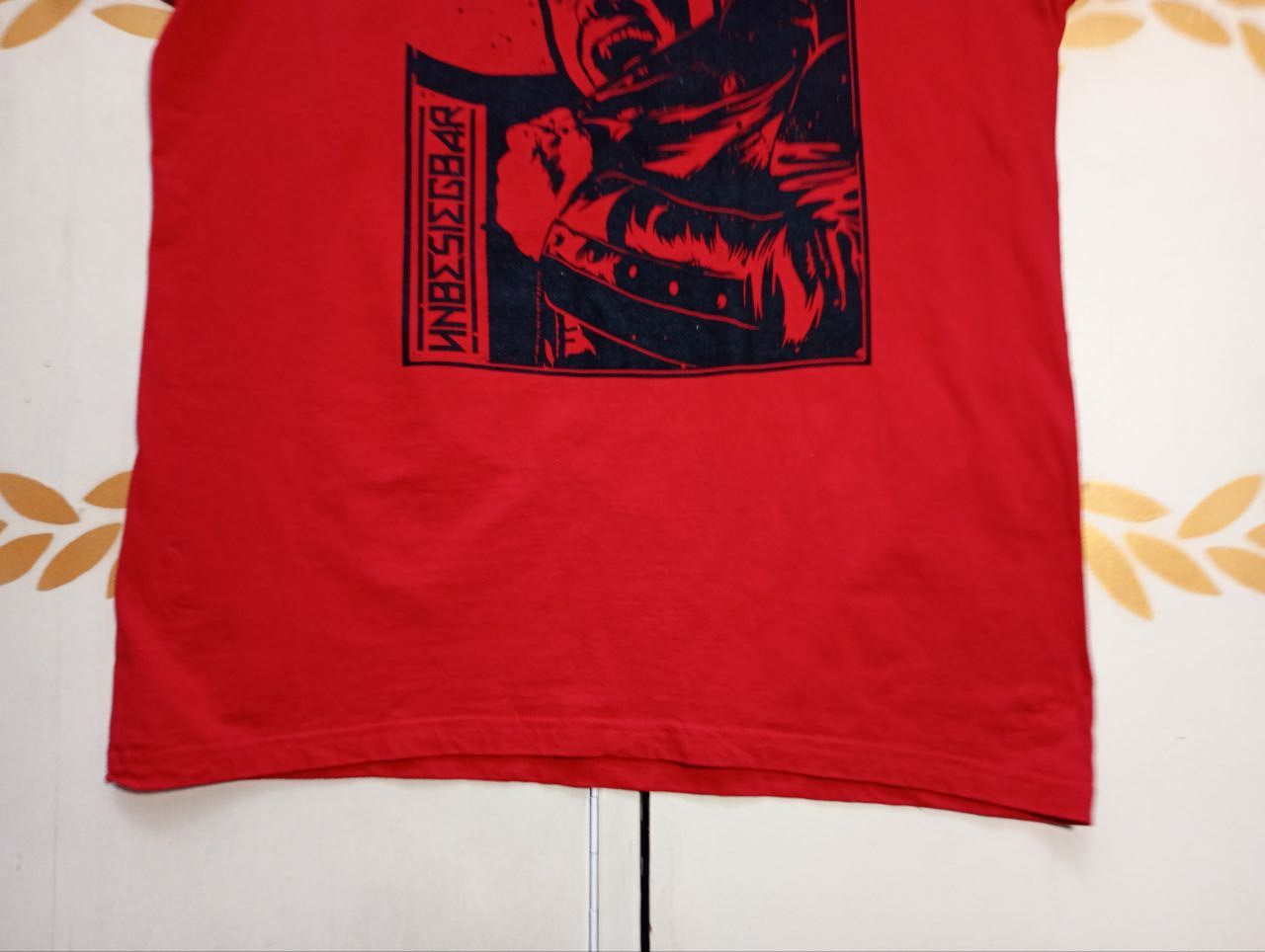 WWE Unbesiegbar WWE B&C T-Shirt Size US XL / EU 56 / 4 - 4 Thumbnail