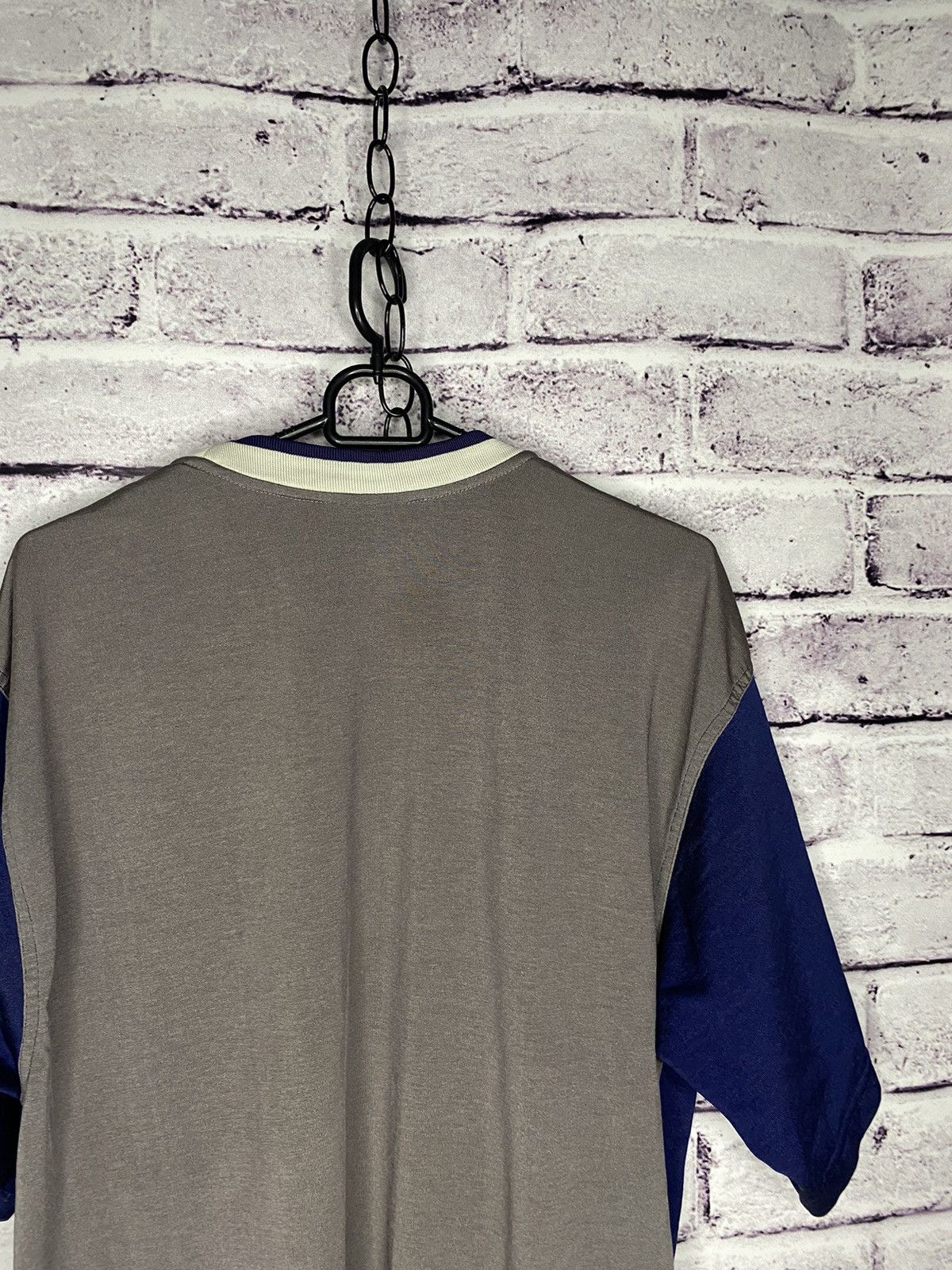 Nike MENS Vintage Nike T-Shirt Big Logo y2k 90s Size US XL / EU 56 / 4 - 10 Thumbnail