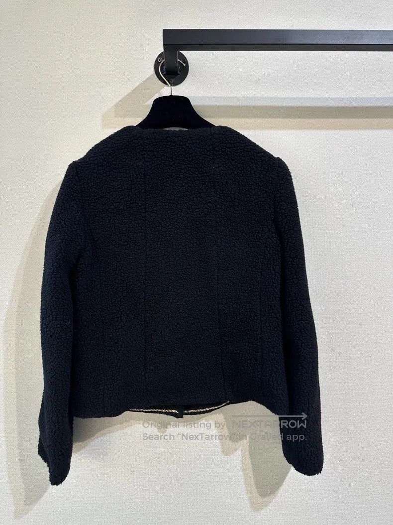 Chanel Chanel Black wool teddy bow gold buckle coat Size XS / US 0-2 / IT 36-38 - 5 Thumbnail