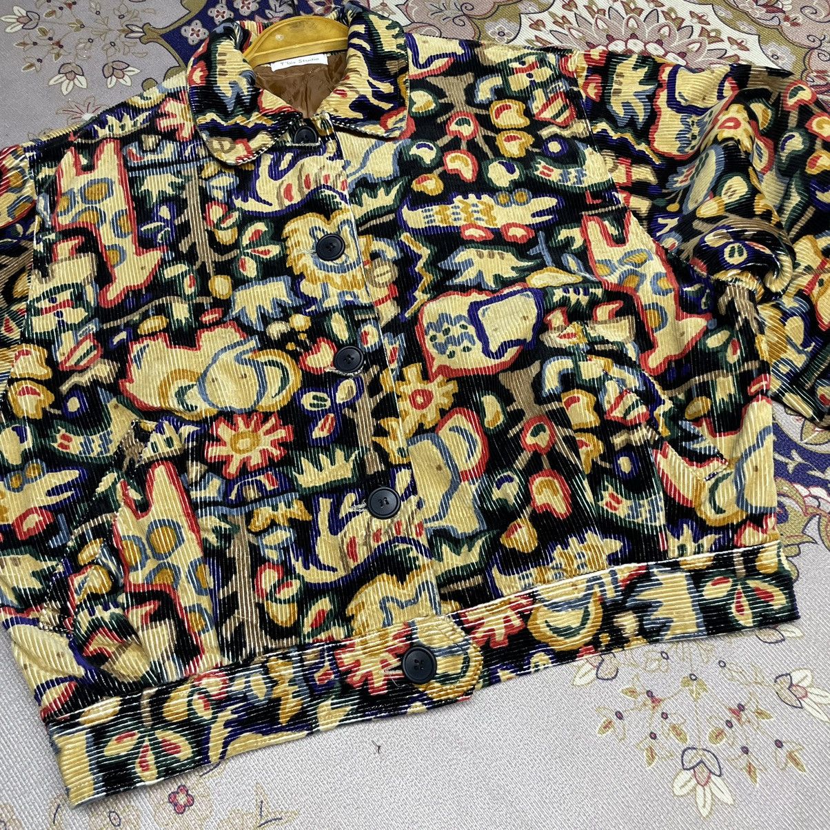 Japanese Brand Vintage JapaneseBrand T’bis Studio curduroy trucker jacket Size US M / EU 48-50 / 2 - 9 Thumbnail